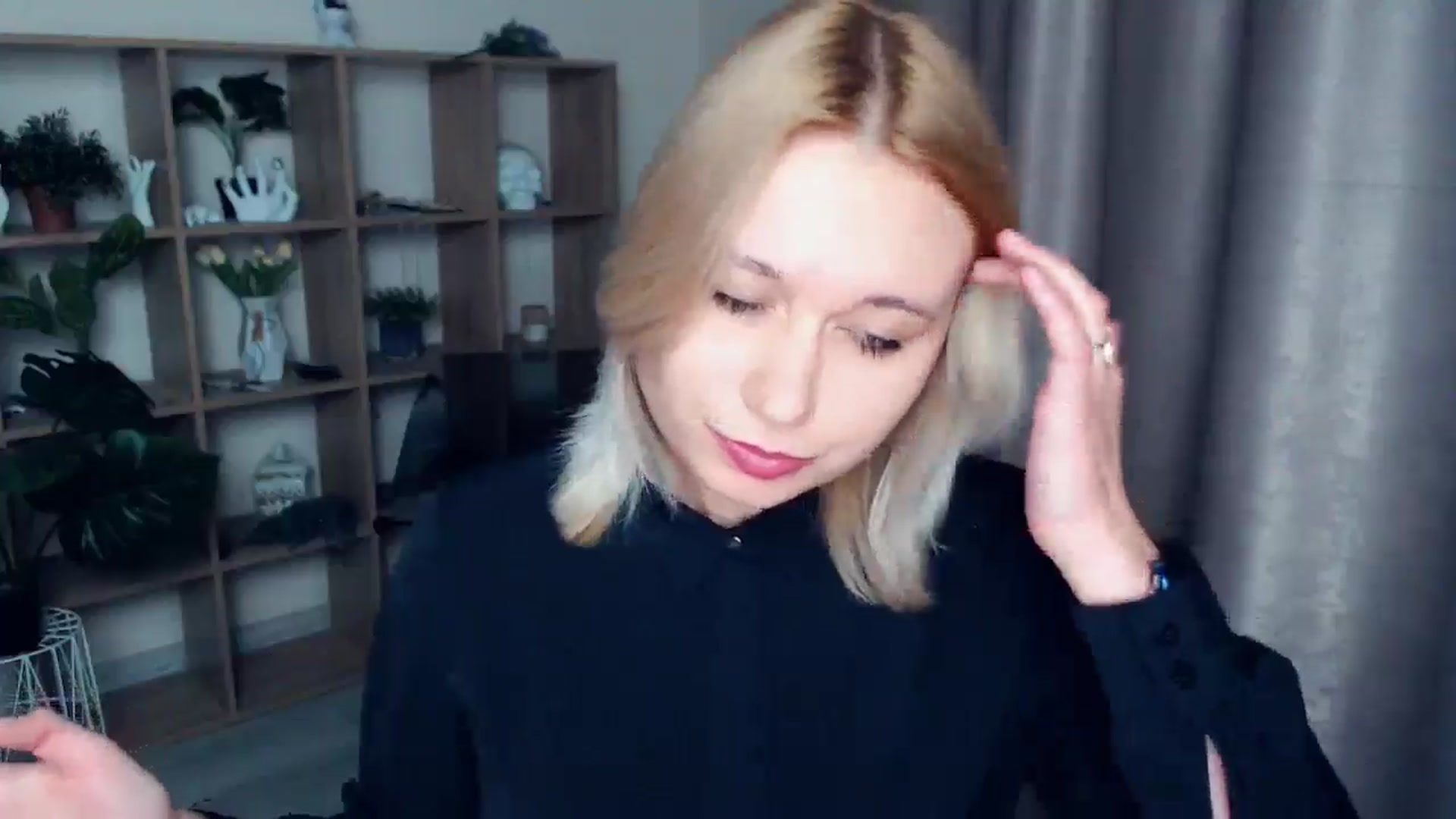 Gallery image thumbnail from Kukla_kolduna's myfreecams stream on, 03/01/2025, 17:03 image 10 of 20