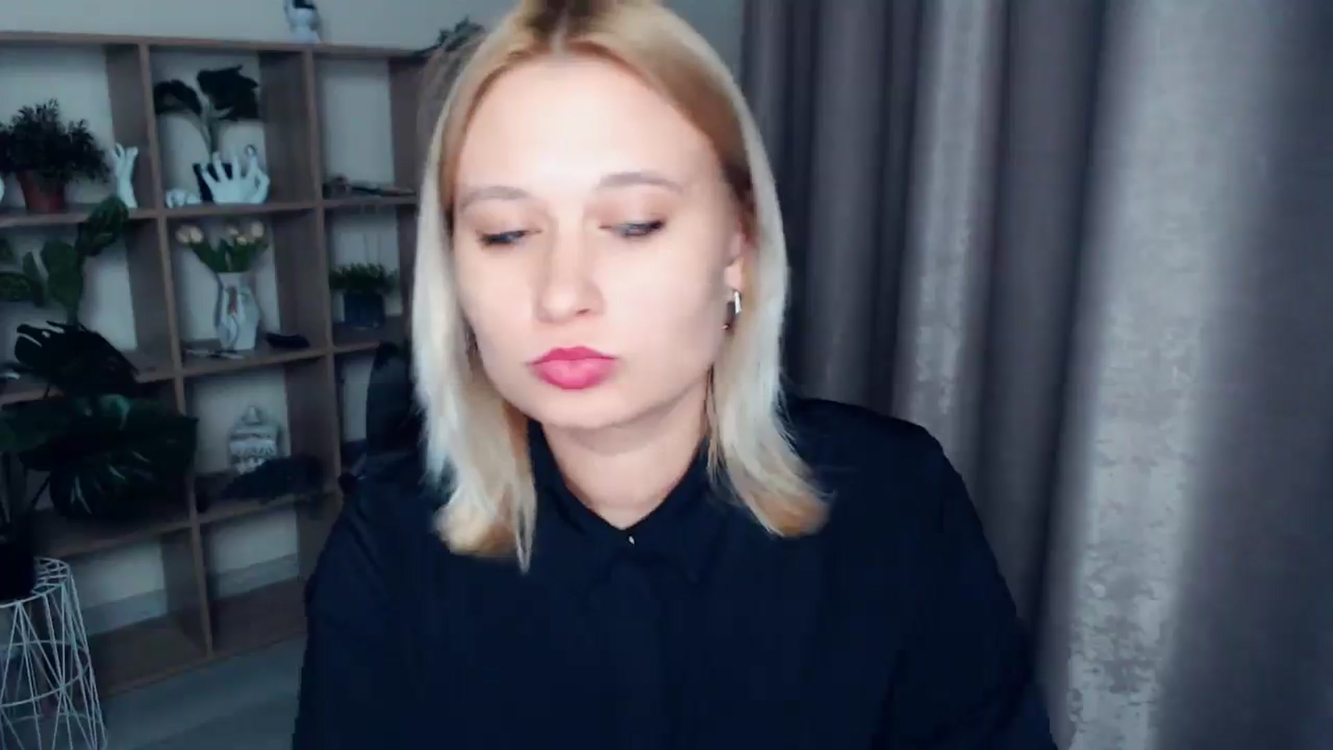 Gallery image thumbnail from Kukla_kolduna's myfreecams stream on, 03/01/2025, 19:09 image 7 of 20