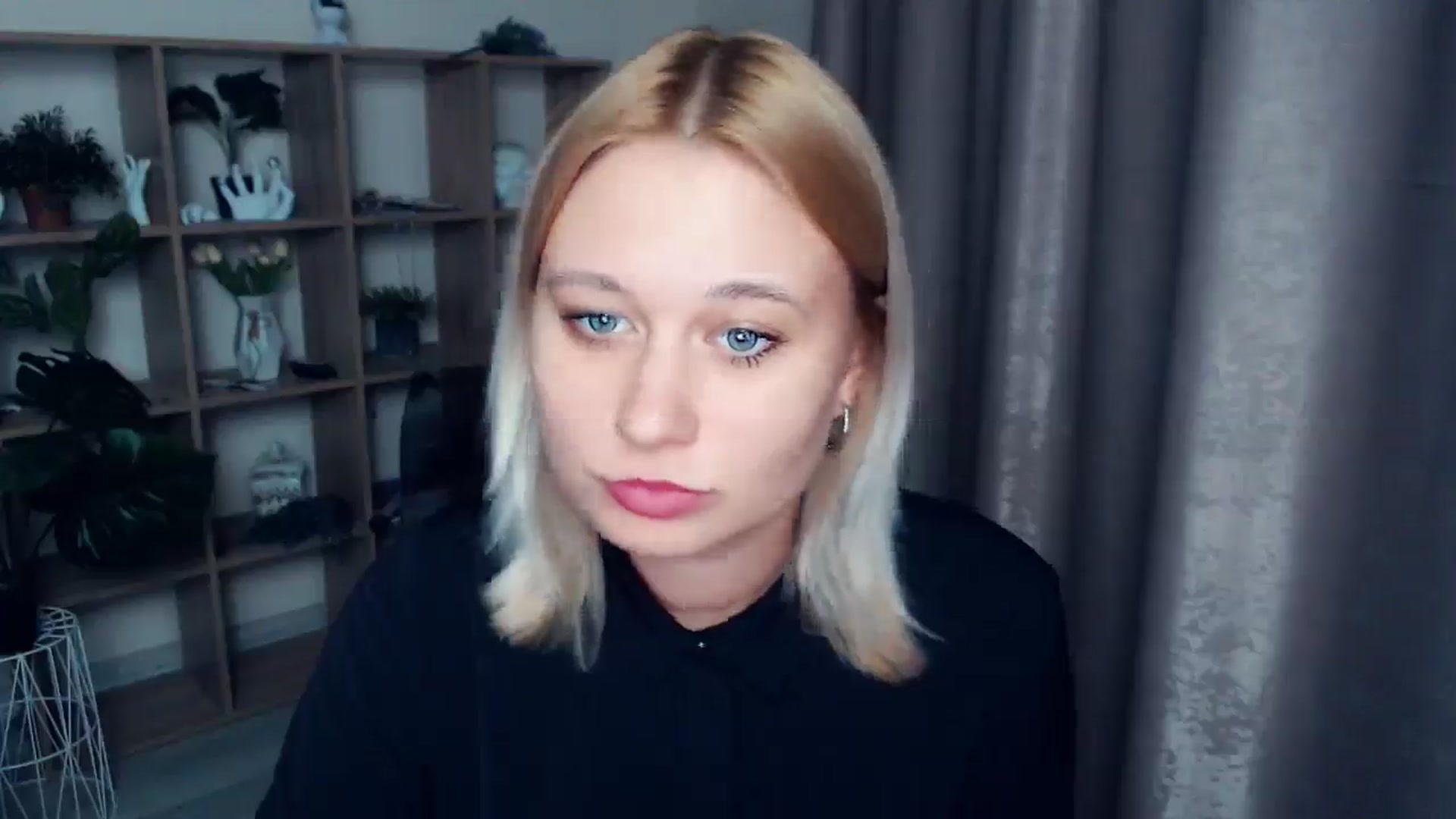 Gallery image thumbnail from Kukla_kolduna's myfreecams stream on, 03/01/2025, 19:09 image 16 of 20