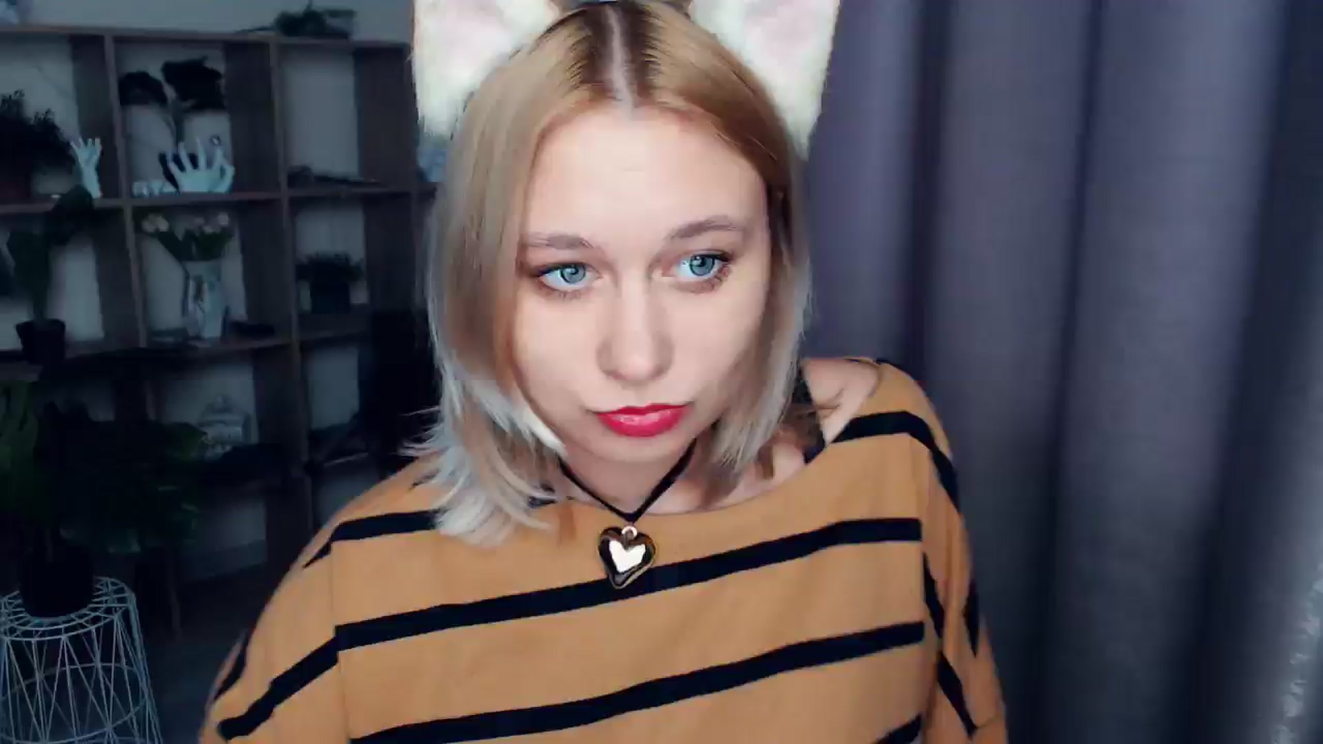 Gallery image thumbnail from Kukla_kolduna's myfreecams stream on, 03/02/2025, 15:14 image 16 of 20