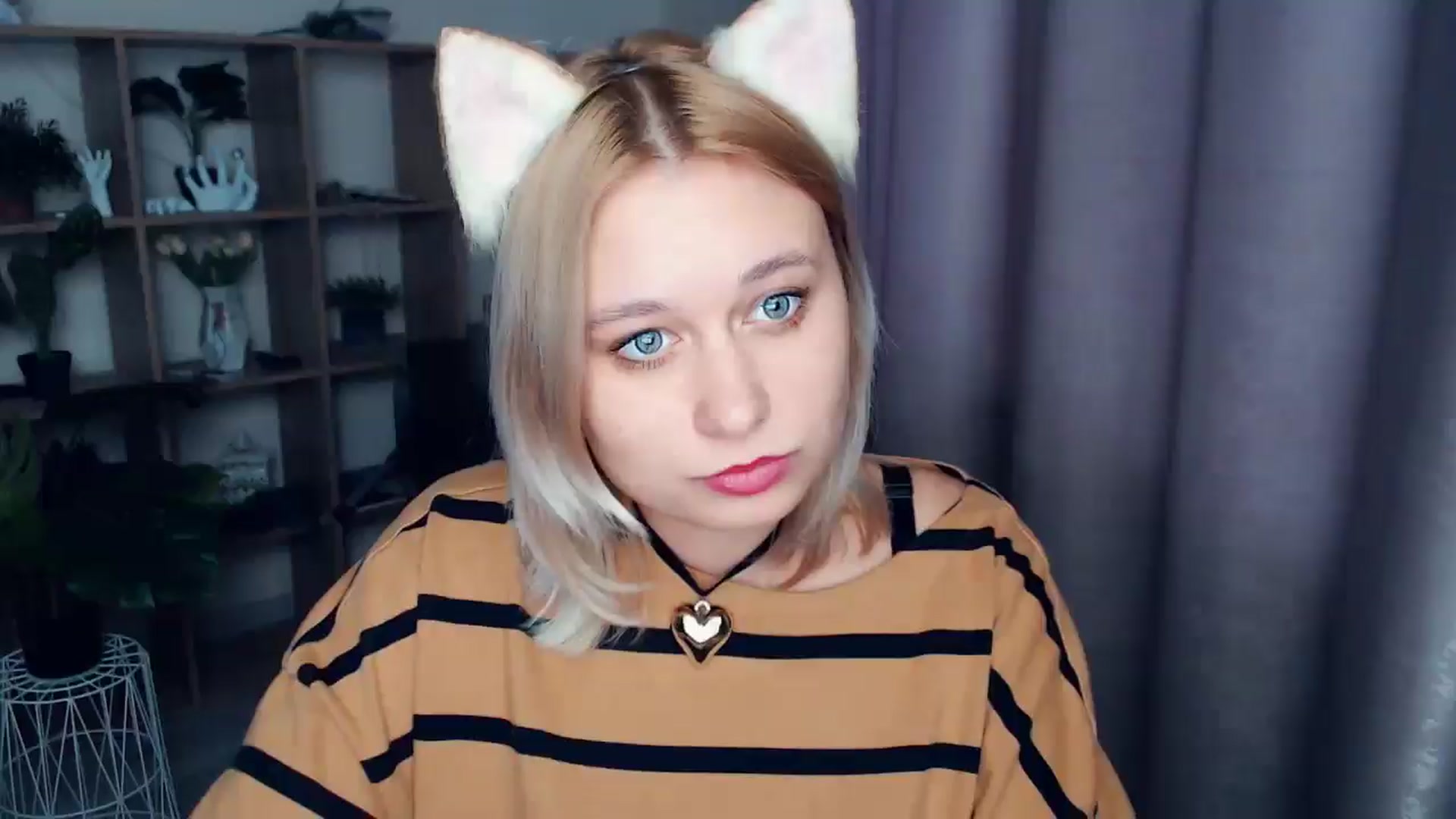 Gallery image thumbnail from Kukla_kolduna's myfreecams stream on, 03/02/2025, 15:14 image 14 of 20