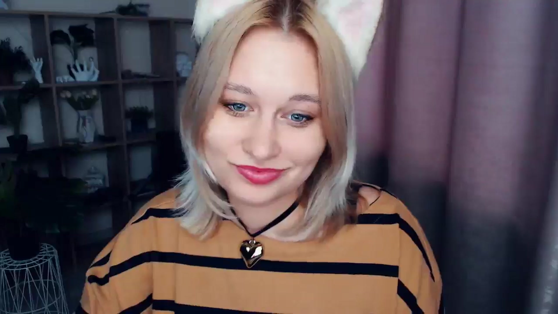 Gallery image thumbnail from Kukla_kolduna's myfreecams stream on, 03/02/2025, 15:14 image 5 of 20