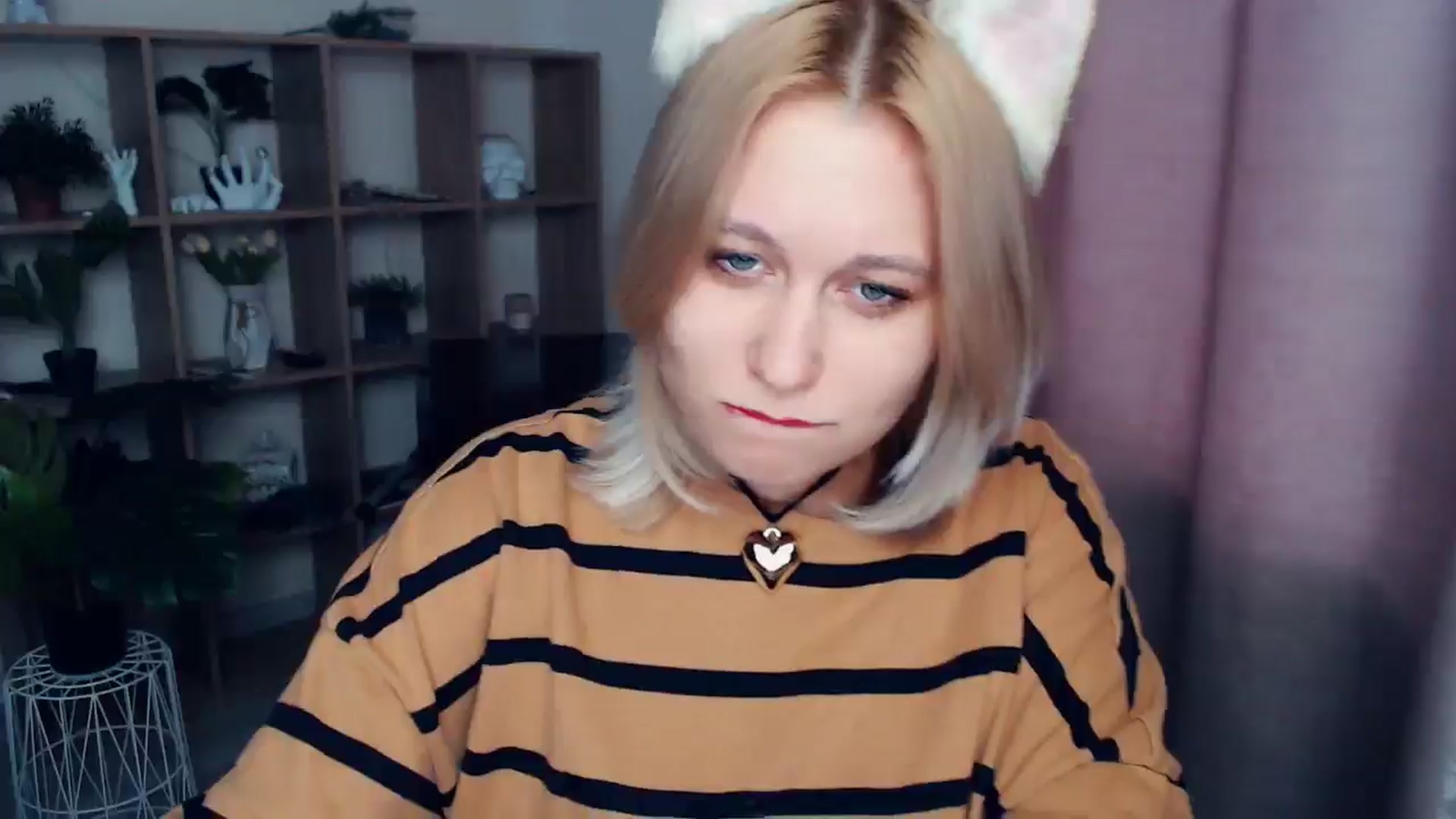 Gallery image thumbnail from Kukla_kolduna's myfreecams stream on, 03/02/2025, 15:14 image 2 of 20