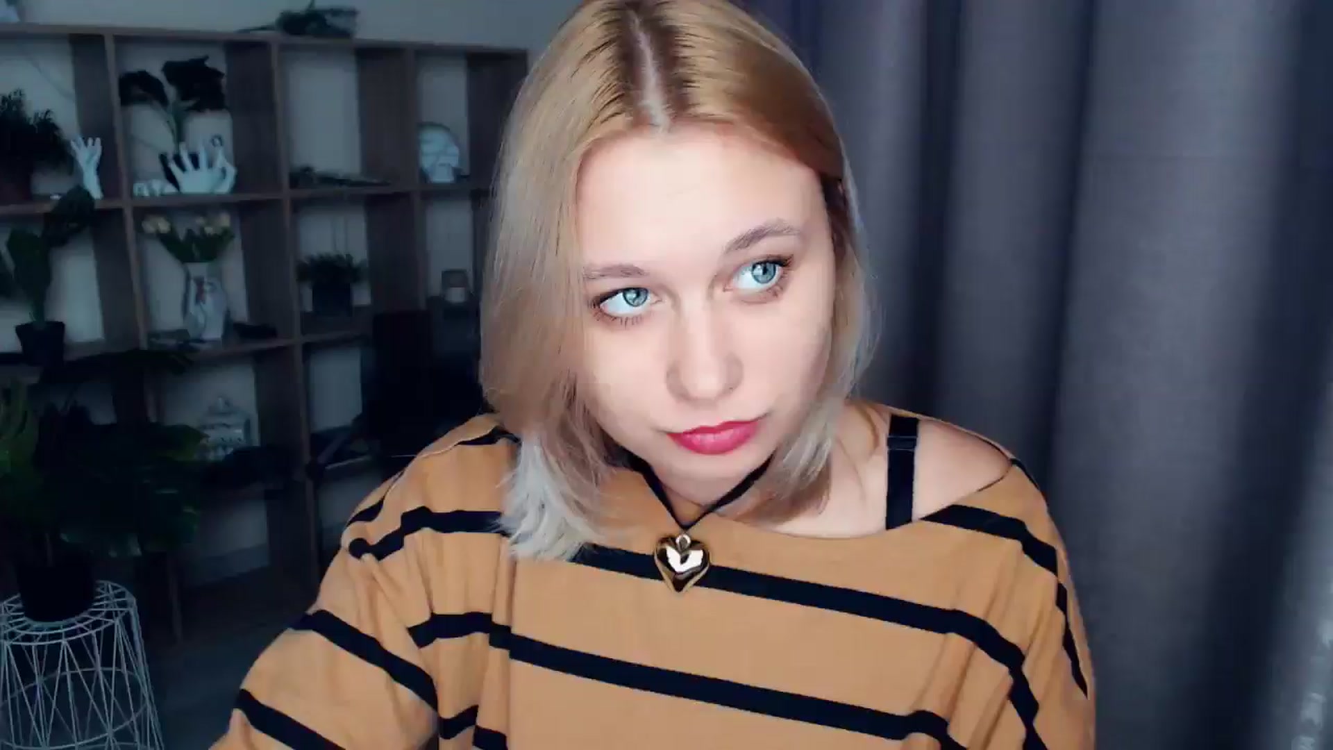 Gallery image thumbnail from Kukla_kolduna's myfreecams stream on, 03/02/2025, 16:30 image 3 of 20