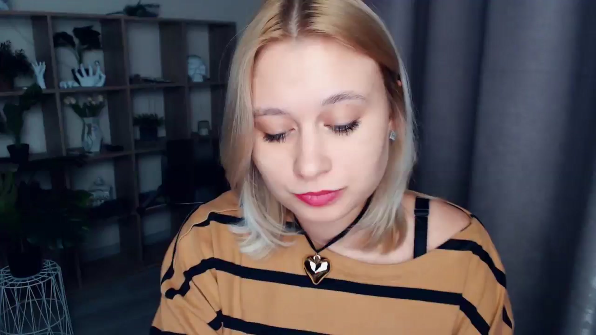 Gallery image thumbnail from Kukla_kolduna's myfreecams stream on, 03/02/2025, 16:30 image 1 of 20
