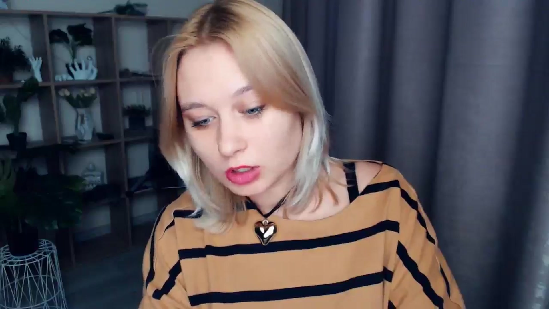 Gallery image thumbnail from Kukla_kolduna's myfreecams stream on, 03/02/2025, 16:30 image 4 of 20