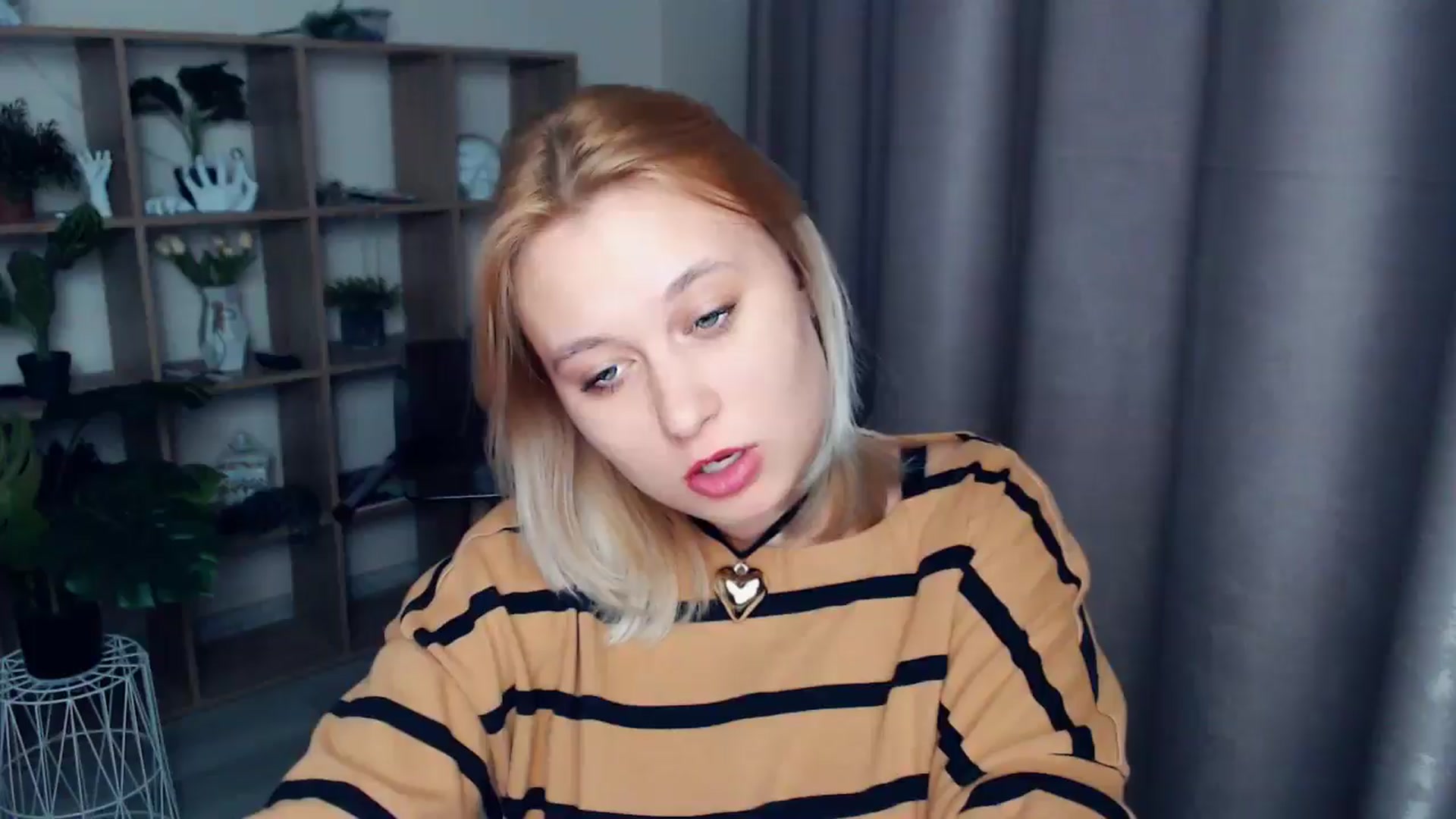 Gallery image thumbnail from Kukla_kolduna's myfreecams stream on, 03/02/2025, 16:30 image 6 of 20