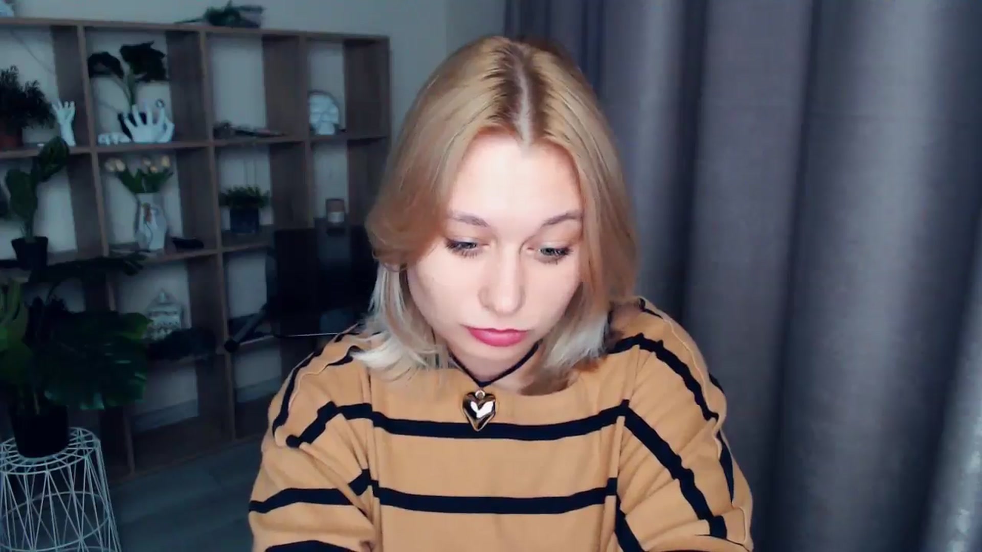 Gallery image thumbnail from Kukla_kolduna's myfreecams stream on, 03/02/2025, 16:30 image 5 of 20