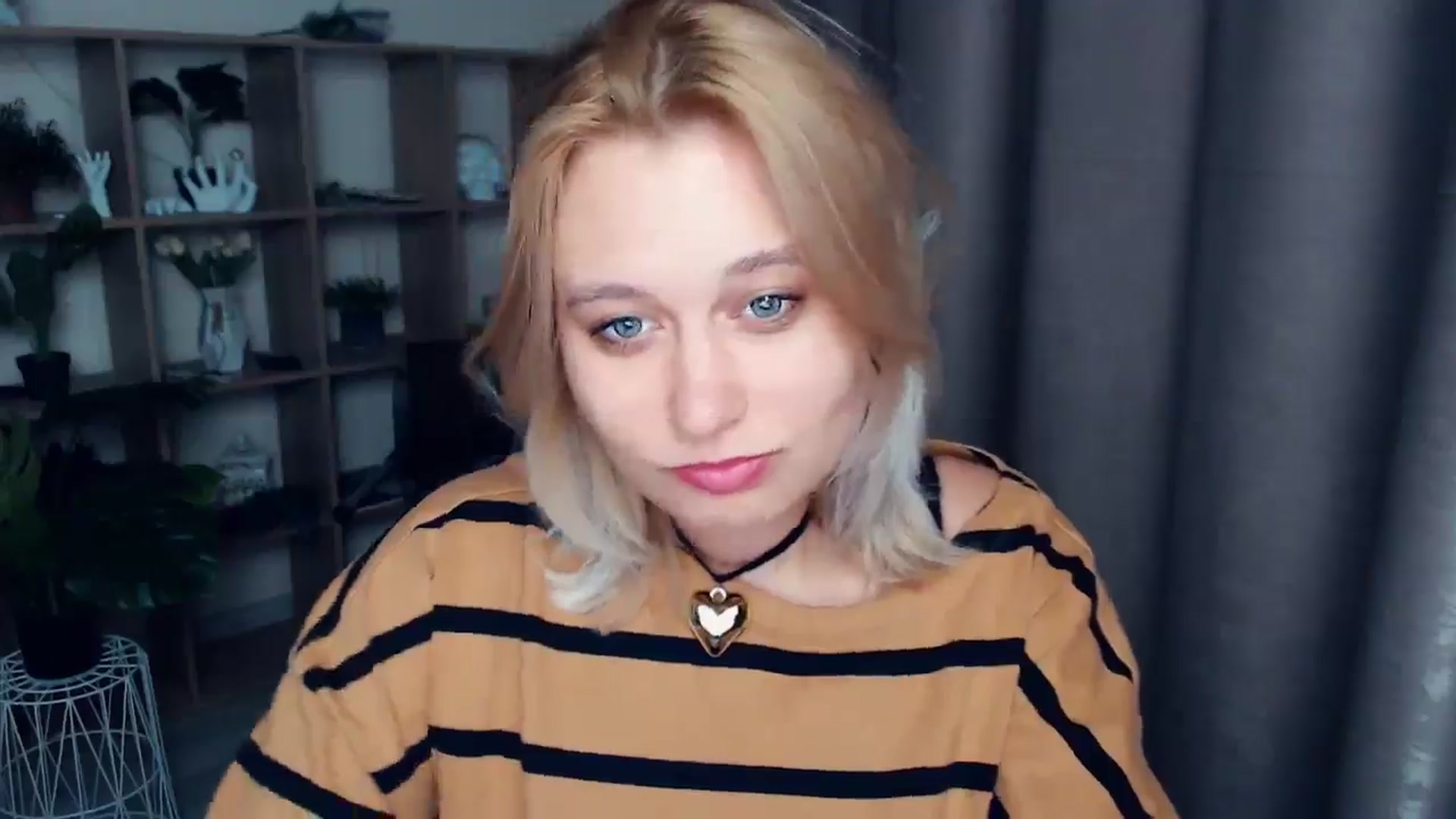 Gallery image thumbnail from Kukla_kolduna's myfreecams stream on, 03/02/2025, 18:03 image 13 of 20