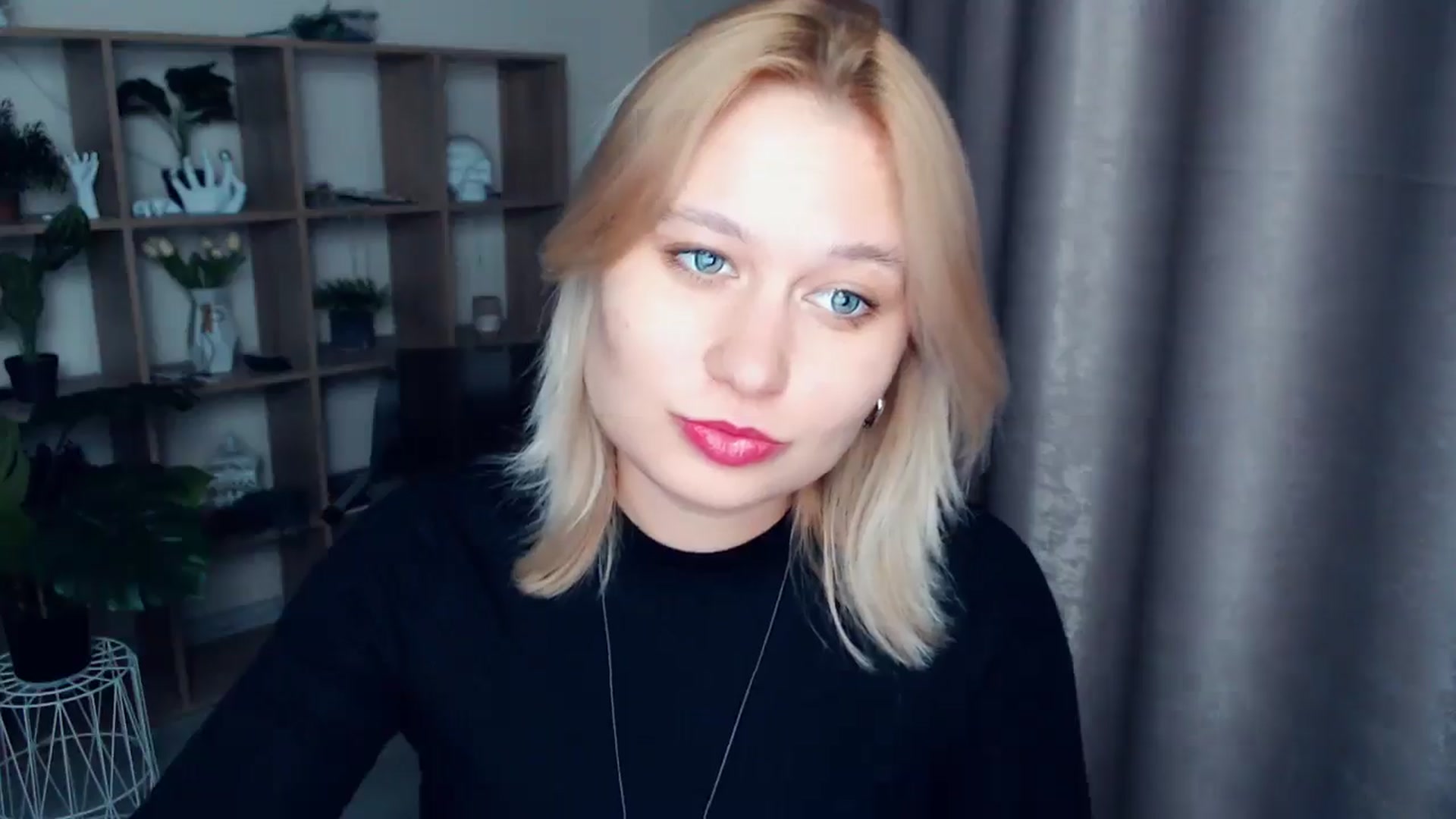 Gallery image thumbnail from Kukla_kolduna's myfreecams stream on, 03/05/2025, 16:26 image 12 of 20