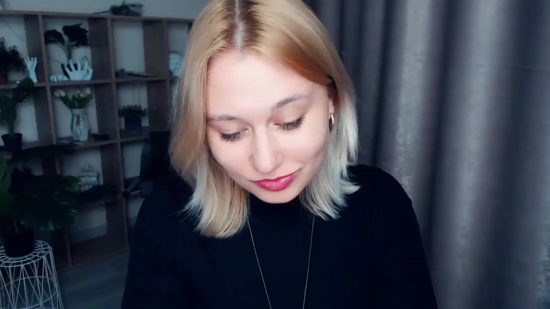 Gallery image thumbnail from Kukla_kolduna's myfreecams stream on, 03/05/2025, 16:26 image 9 of 20