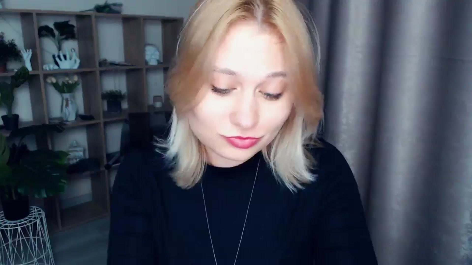 Gallery image thumbnail from Kukla_kolduna's myfreecams stream on, 03/05/2025, 16:26 image 8 of 20