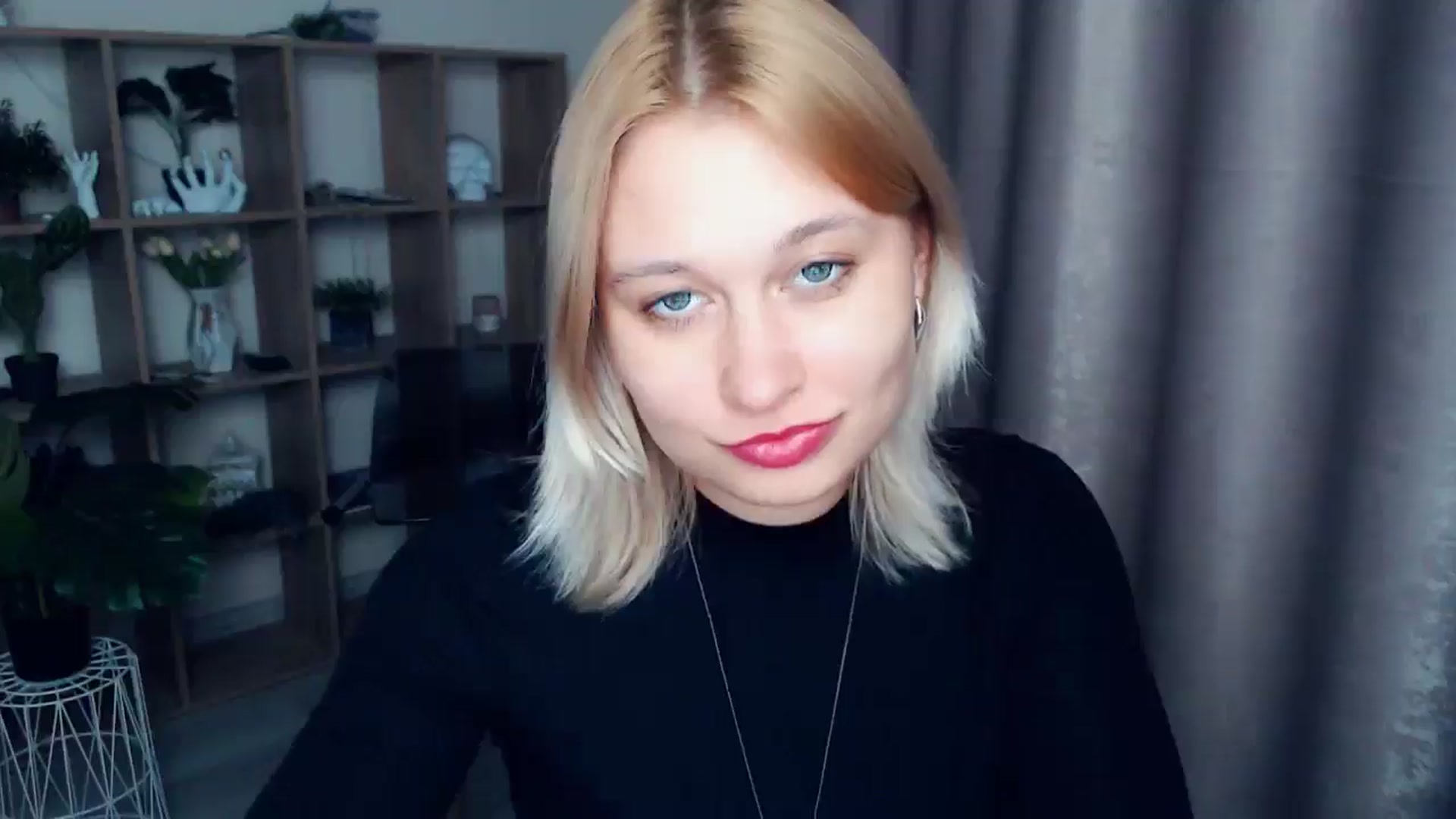 Gallery image thumbnail from Kukla_kolduna's myfreecams stream on, 03/05/2025, 16:26 image 3 of 20