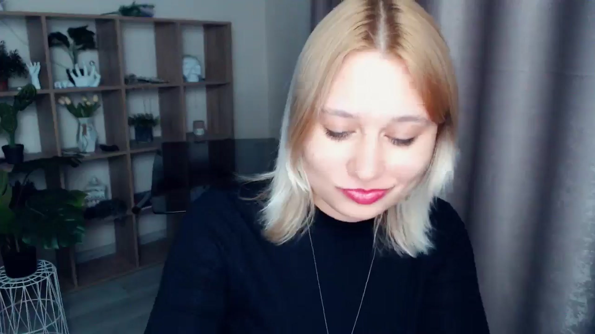 Gallery image thumbnail from Kukla_kolduna's myfreecams stream on, 03/05/2025, 16:26 image 4 of 20