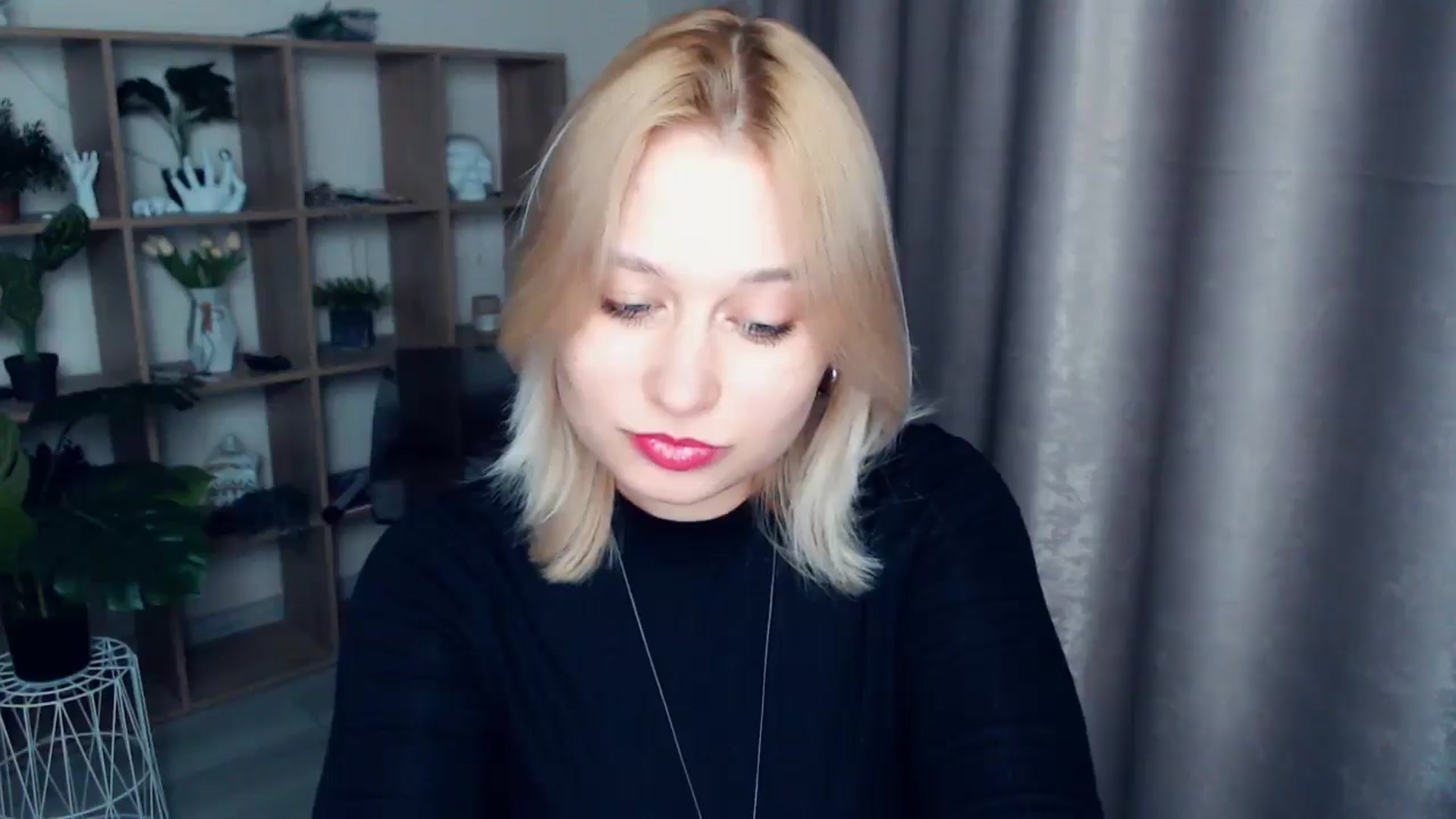 Gallery image thumbnail from Kukla_kolduna's myfreecams stream on, 03/05/2025, 16:26 image 14 of 20