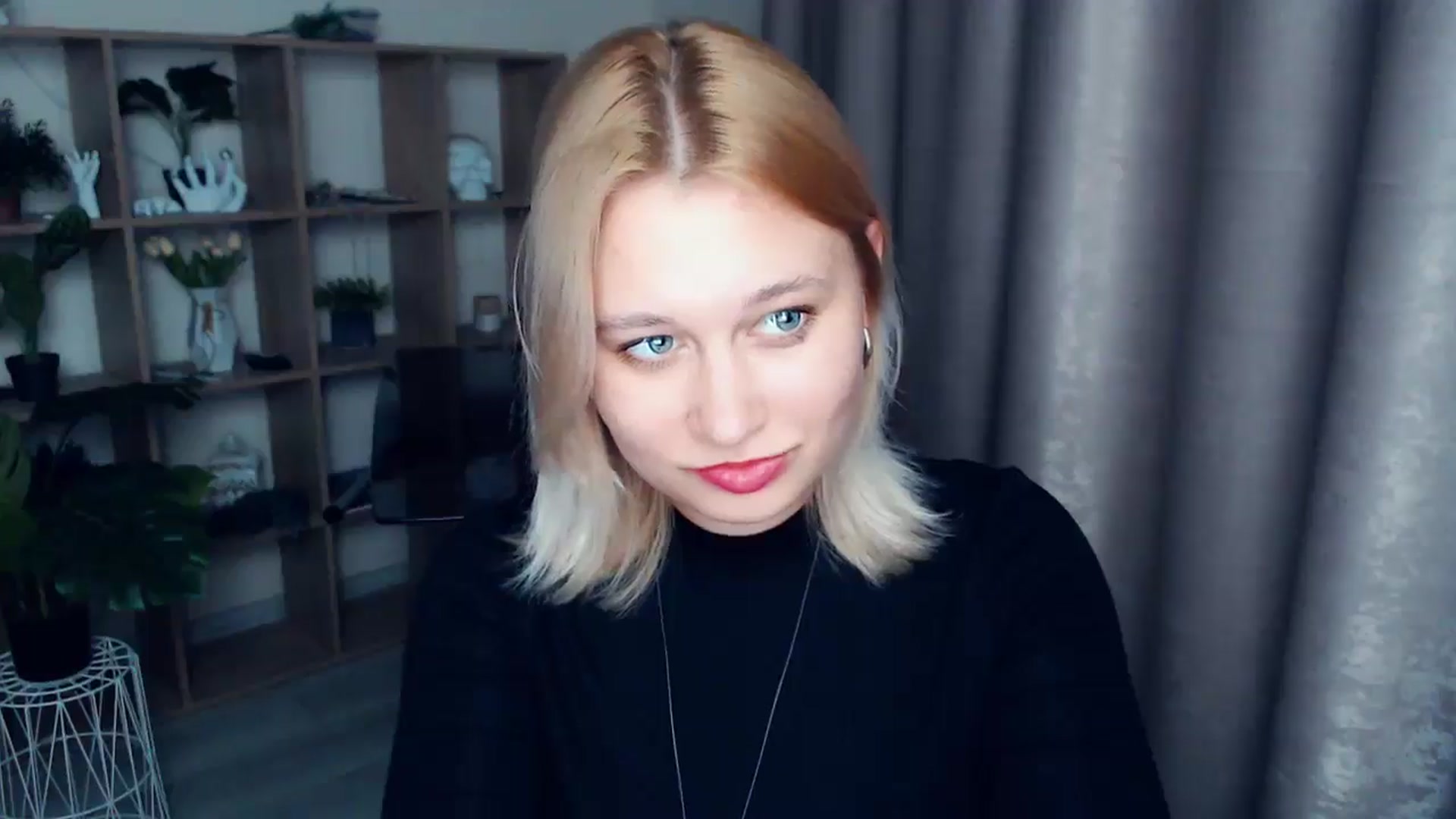 Gallery image thumbnail from Kukla_kolduna's myfreecams stream on, 03/05/2025, 17:46 image 9 of 20