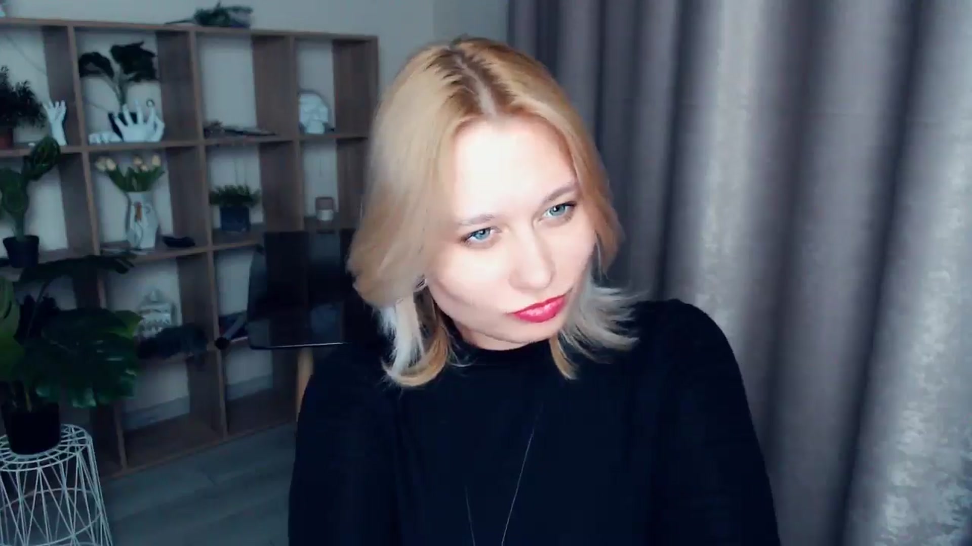 Gallery image thumbnail from Kukla_kolduna's myfreecams stream on, 03/05/2025, 17:46 image 6 of 20