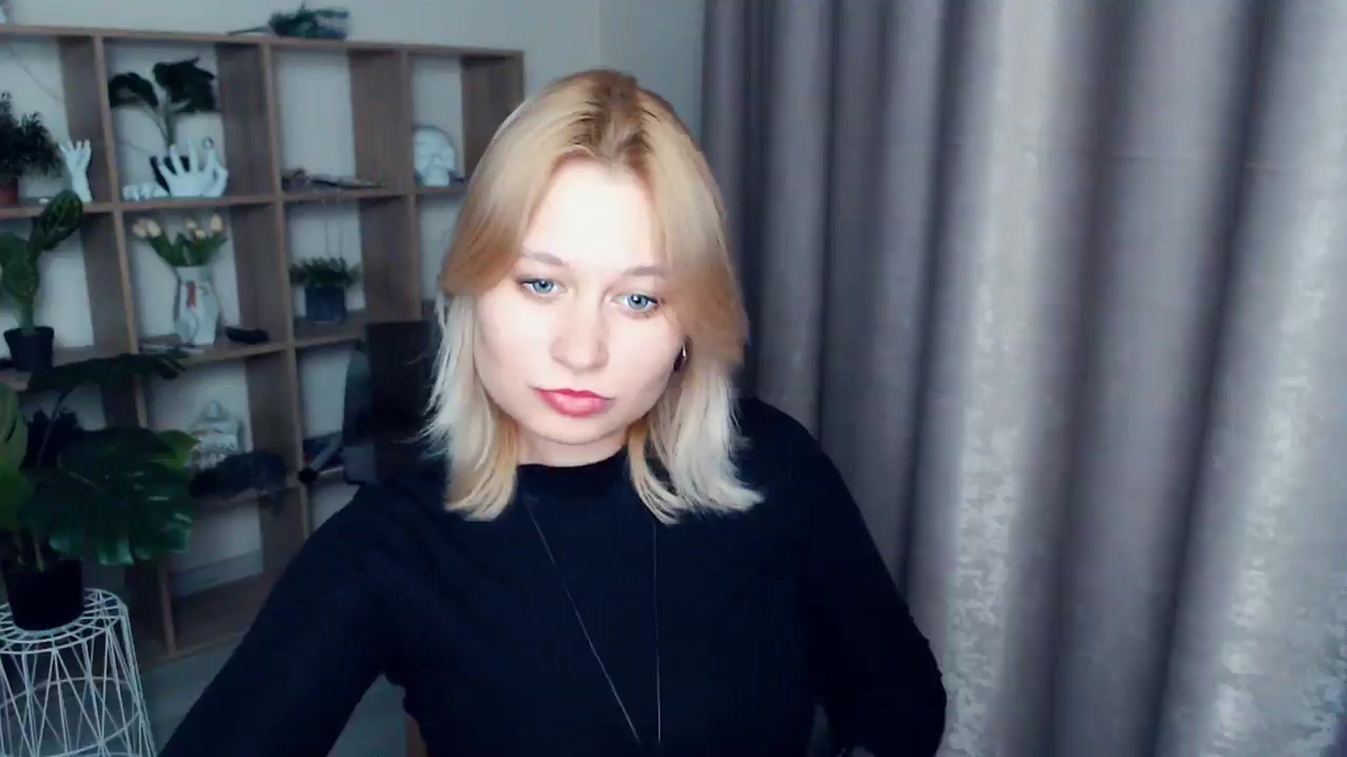 Gallery image thumbnail from Kukla_kolduna's myfreecams stream on, 03/05/2025, 17:46 image 4 of 20