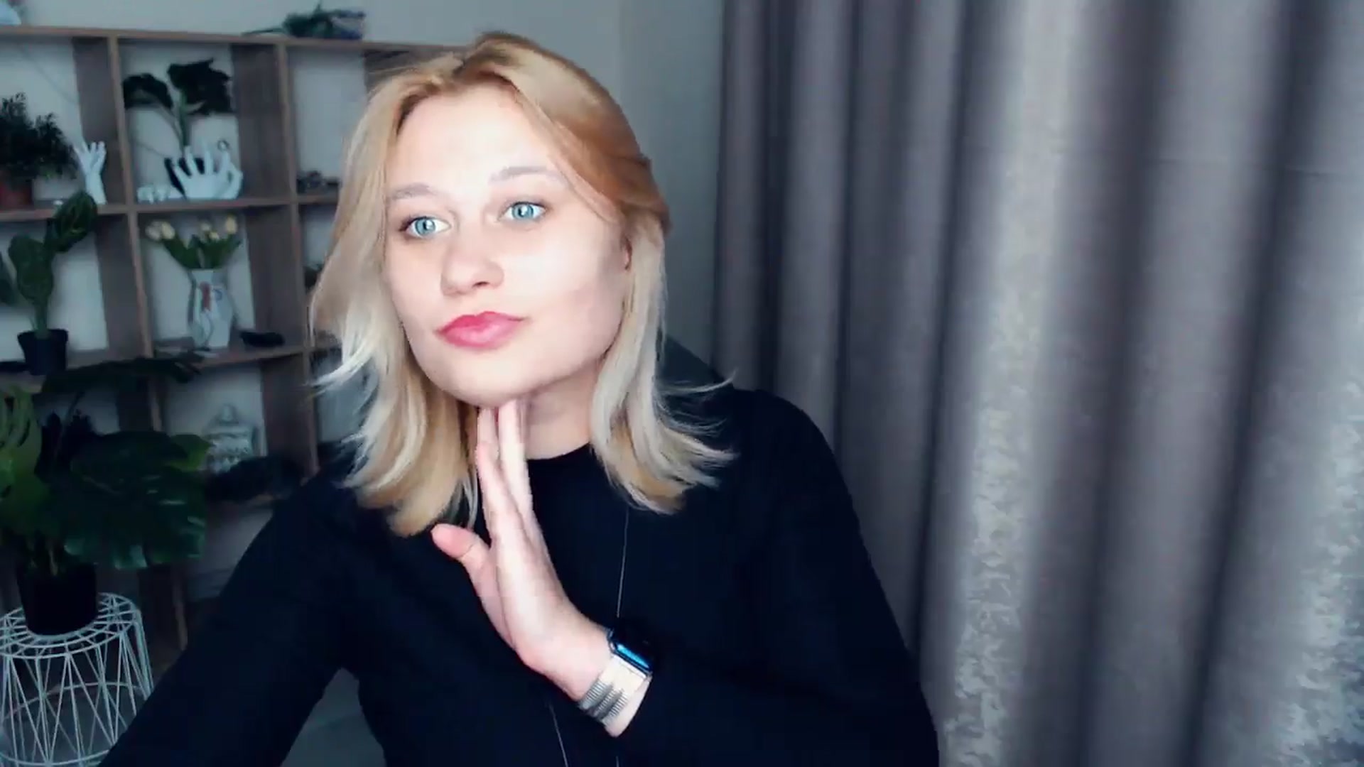 Gallery image thumbnail from Kukla_kolduna's myfreecams stream on, 03/05/2025, 19:04 image 14 of 20