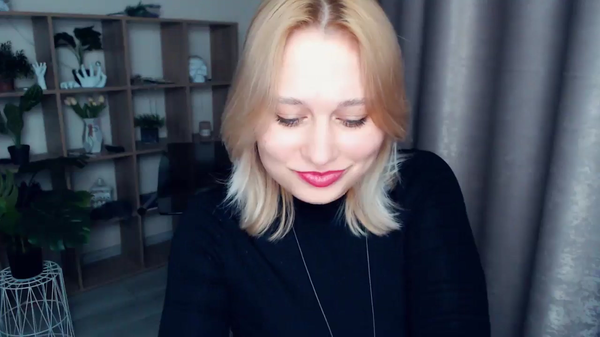 Gallery image thumbnail from Kukla_kolduna's myfreecams stream on, 03/05/2025, 19:04 image 9 of 20