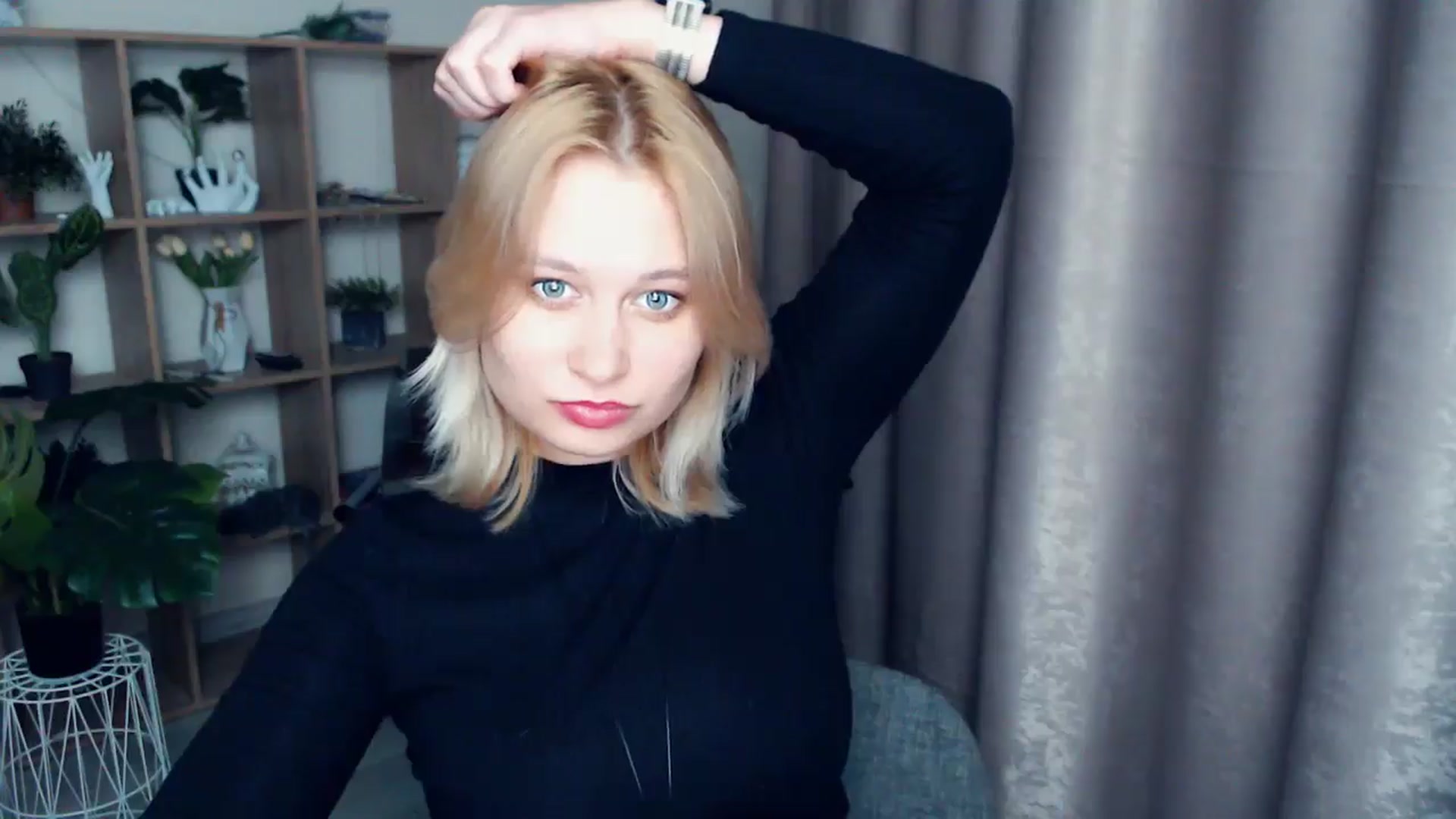 Gallery image thumbnail from Kukla_kolduna's myfreecams stream on, 03/05/2025, 19:04 image 18 of 20