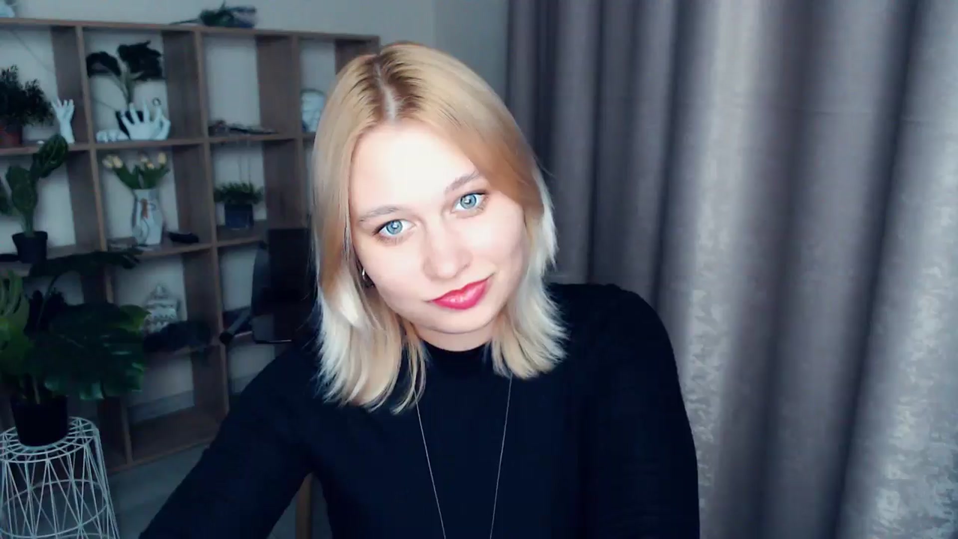 Gallery image thumbnail from Kukla_kolduna's myfreecams stream on, 03/05/2025, 19:04 image 7 of 20