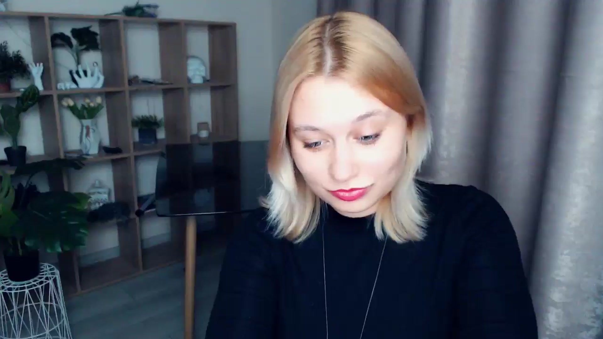 Gallery image thumbnail from Kukla_kolduna's myfreecams stream on, 03/05/2025, 19:04 image 4 of 20