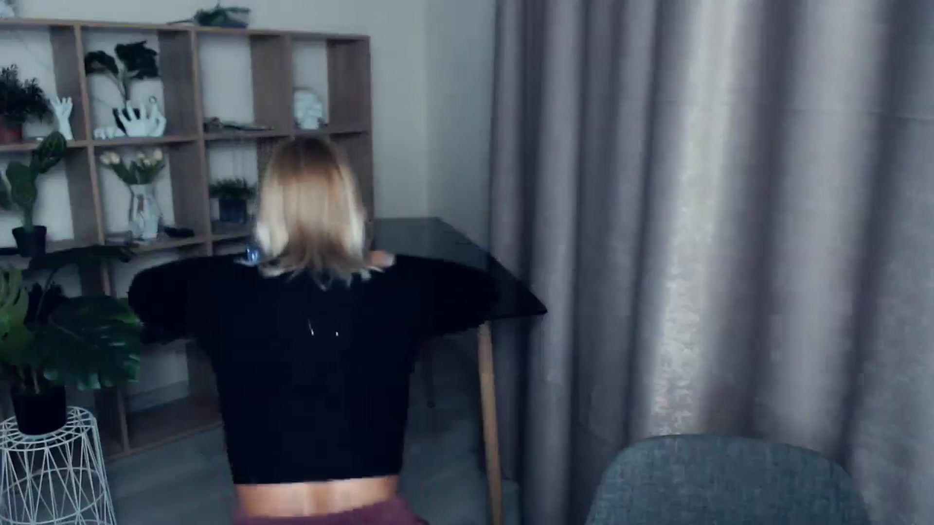 Gallery image thumbnail from Kukla_kolduna's myfreecams stream on, 03/05/2025, 19:04 image 10 of 20