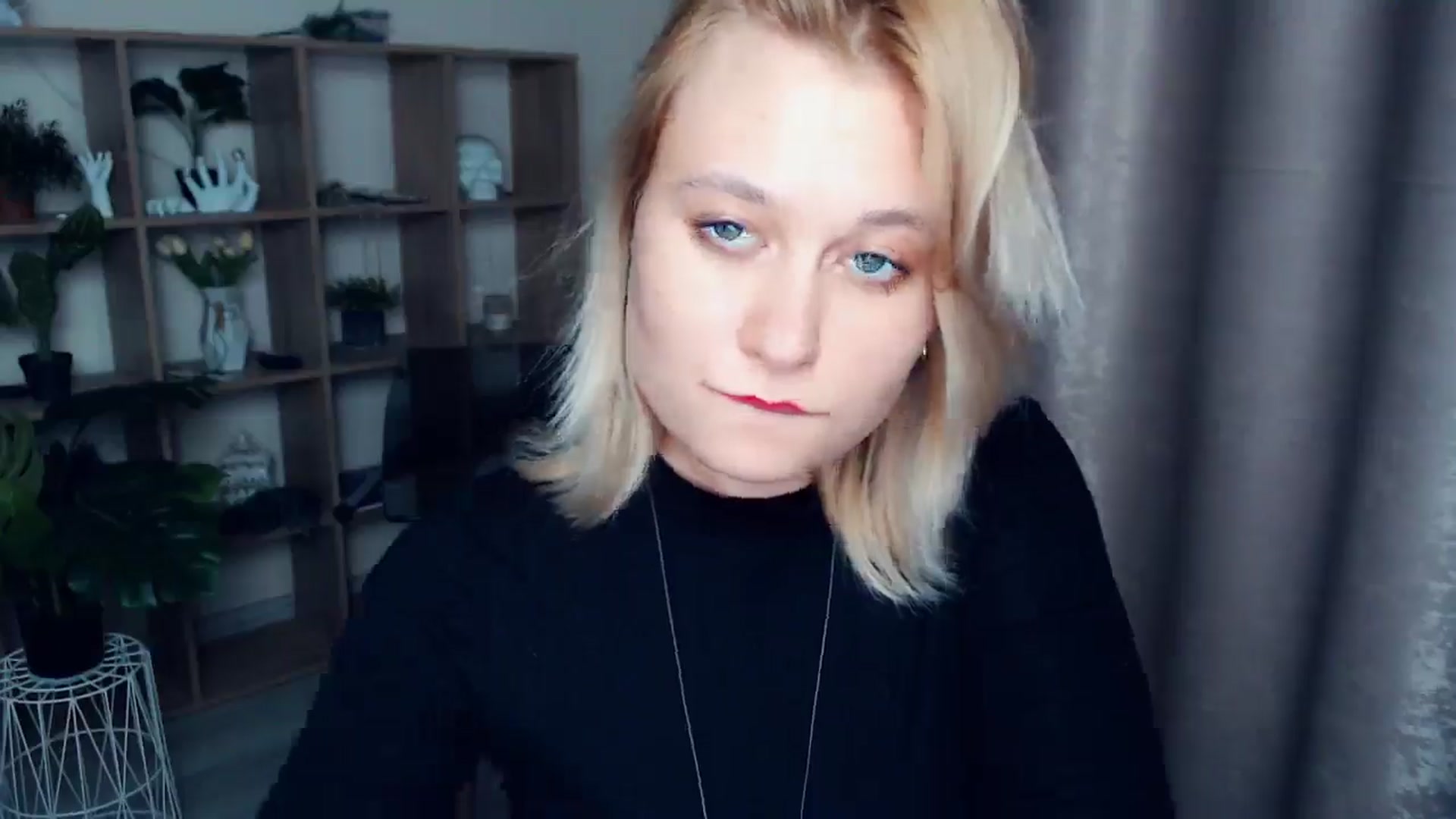 Gallery image thumbnail from Kukla_kolduna's myfreecams stream on, 03/05/2025, 19:04 image 13 of 20