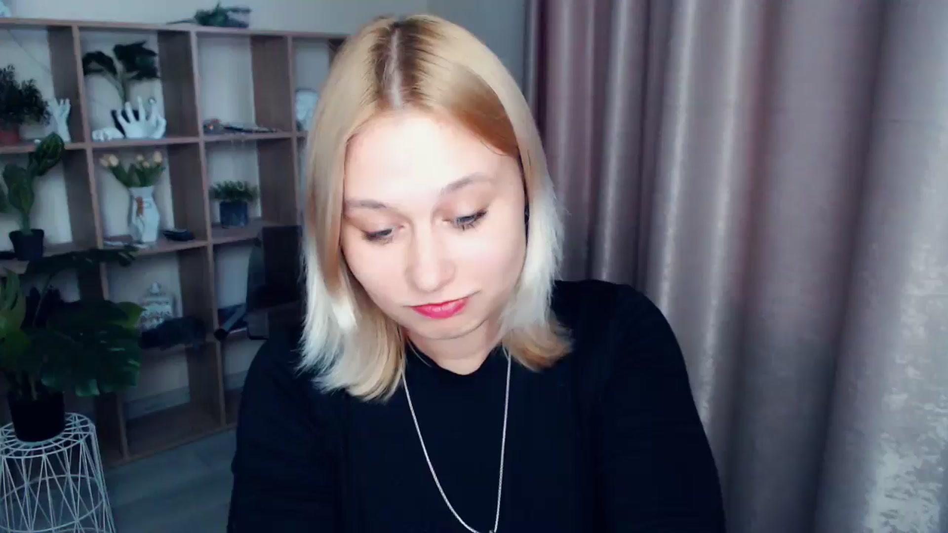 Gallery image thumbnail from Kukla_kolduna's myfreecams stream on, 03/06/2025, 15:51 image 20 of 20