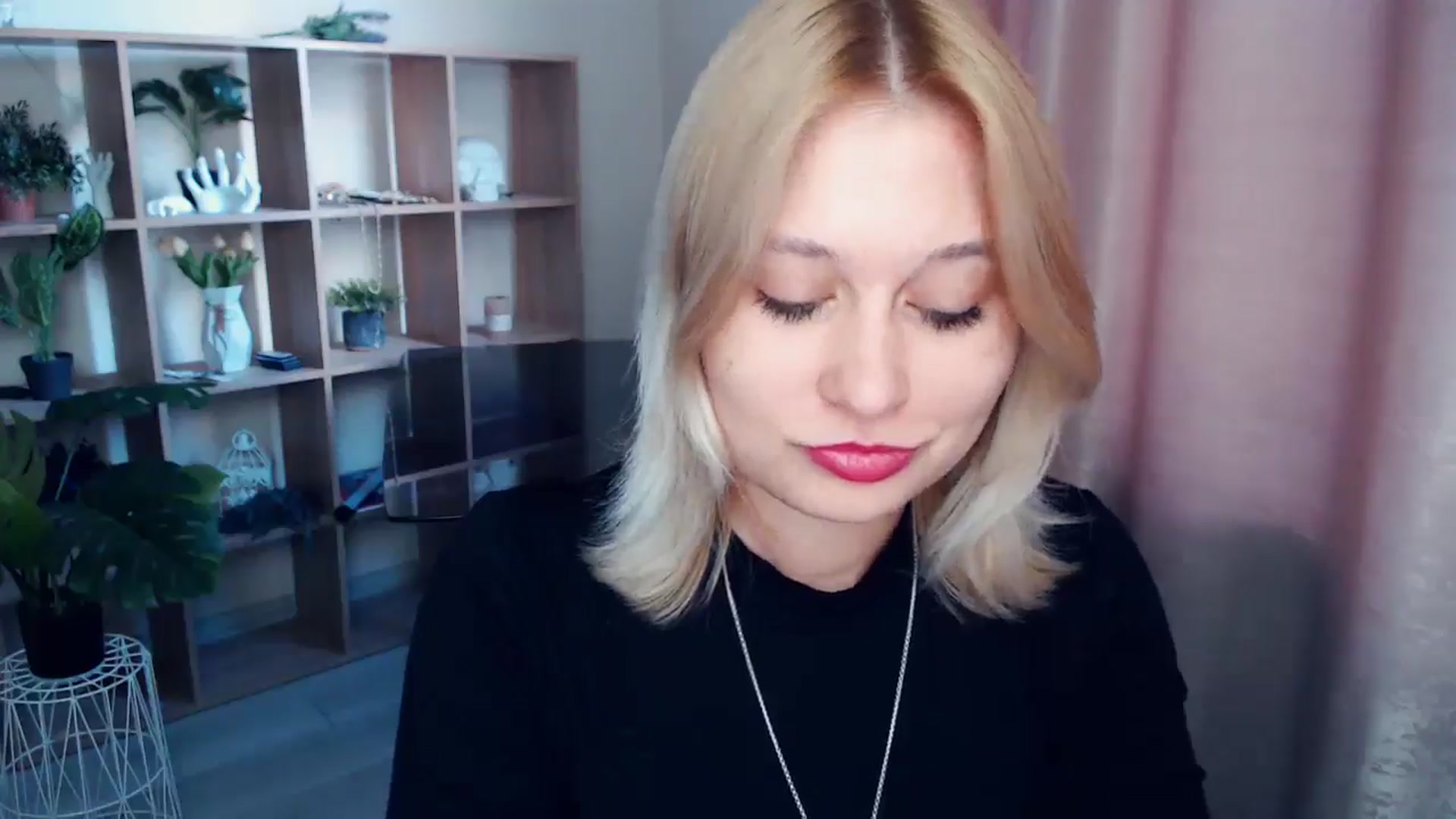 Gallery image thumbnail from Kukla_kolduna's myfreecams stream on, 03/06/2025, 15:51 image 5 of 20