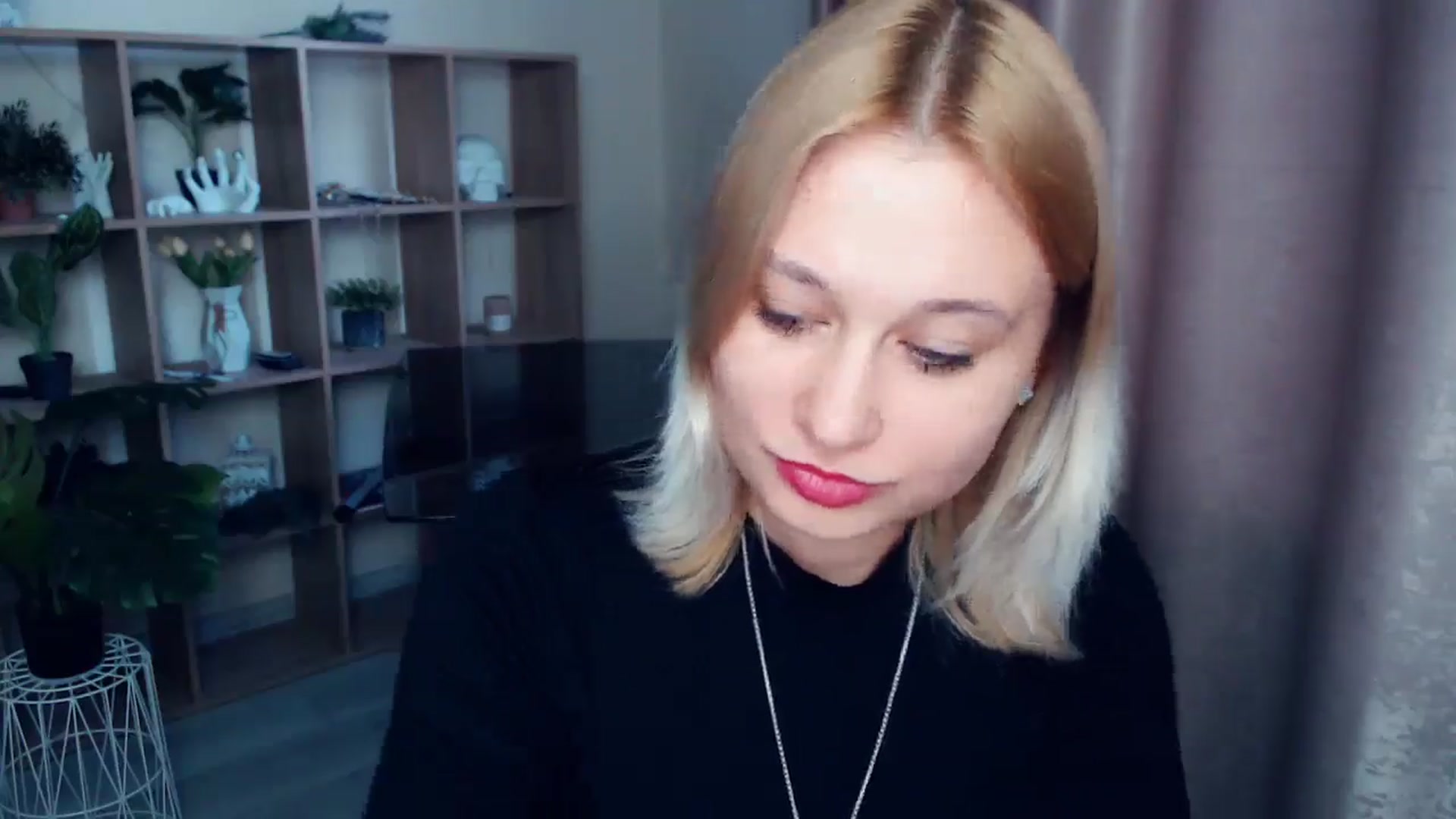 Gallery image thumbnail from Kukla_kolduna's myfreecams stream on, 03/06/2025, 15:51 image 17 of 20