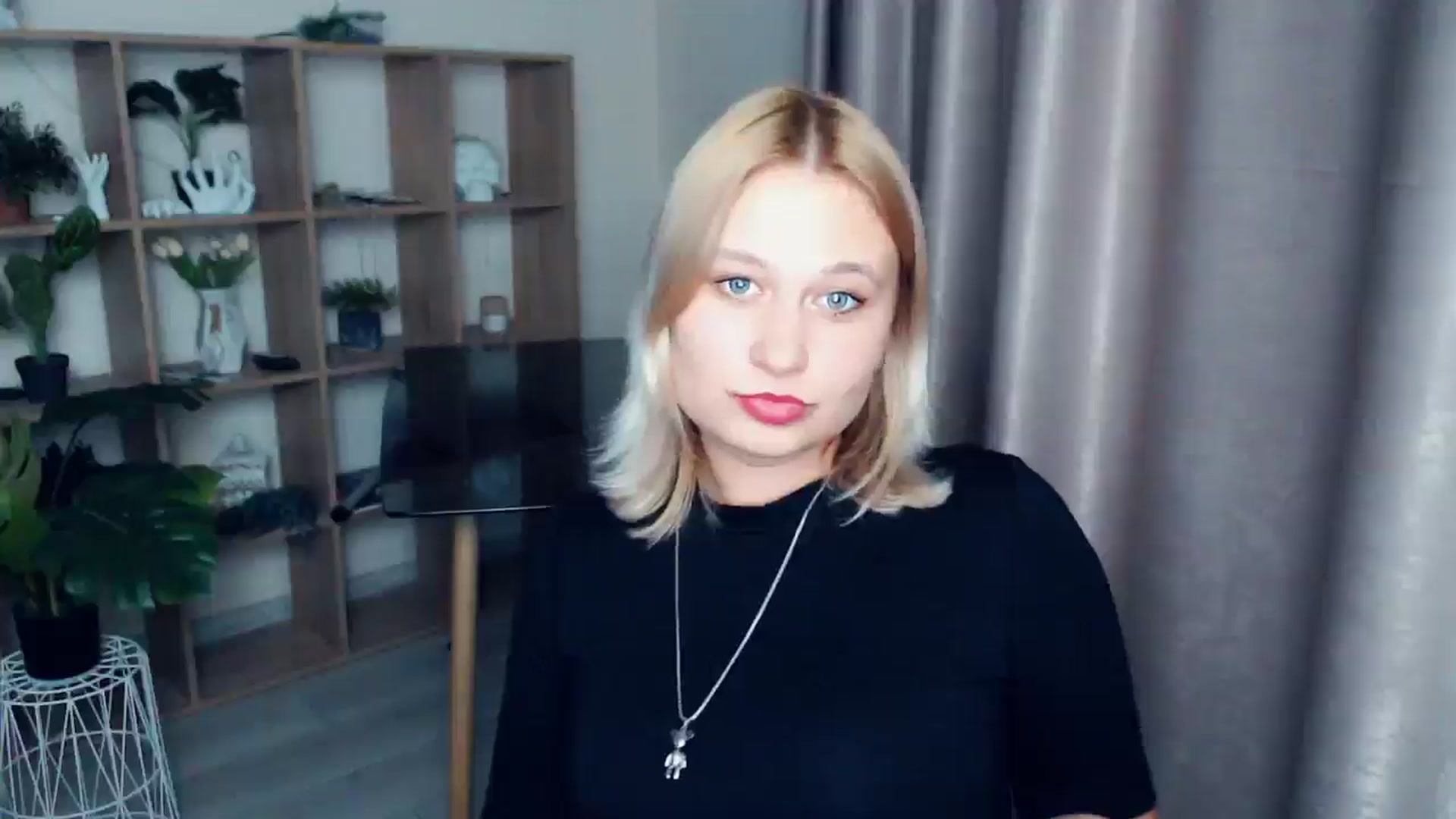 Gallery image thumbnail from Kukla_kolduna's myfreecams stream on, 03/06/2025, 18:50 image 11 of 20
