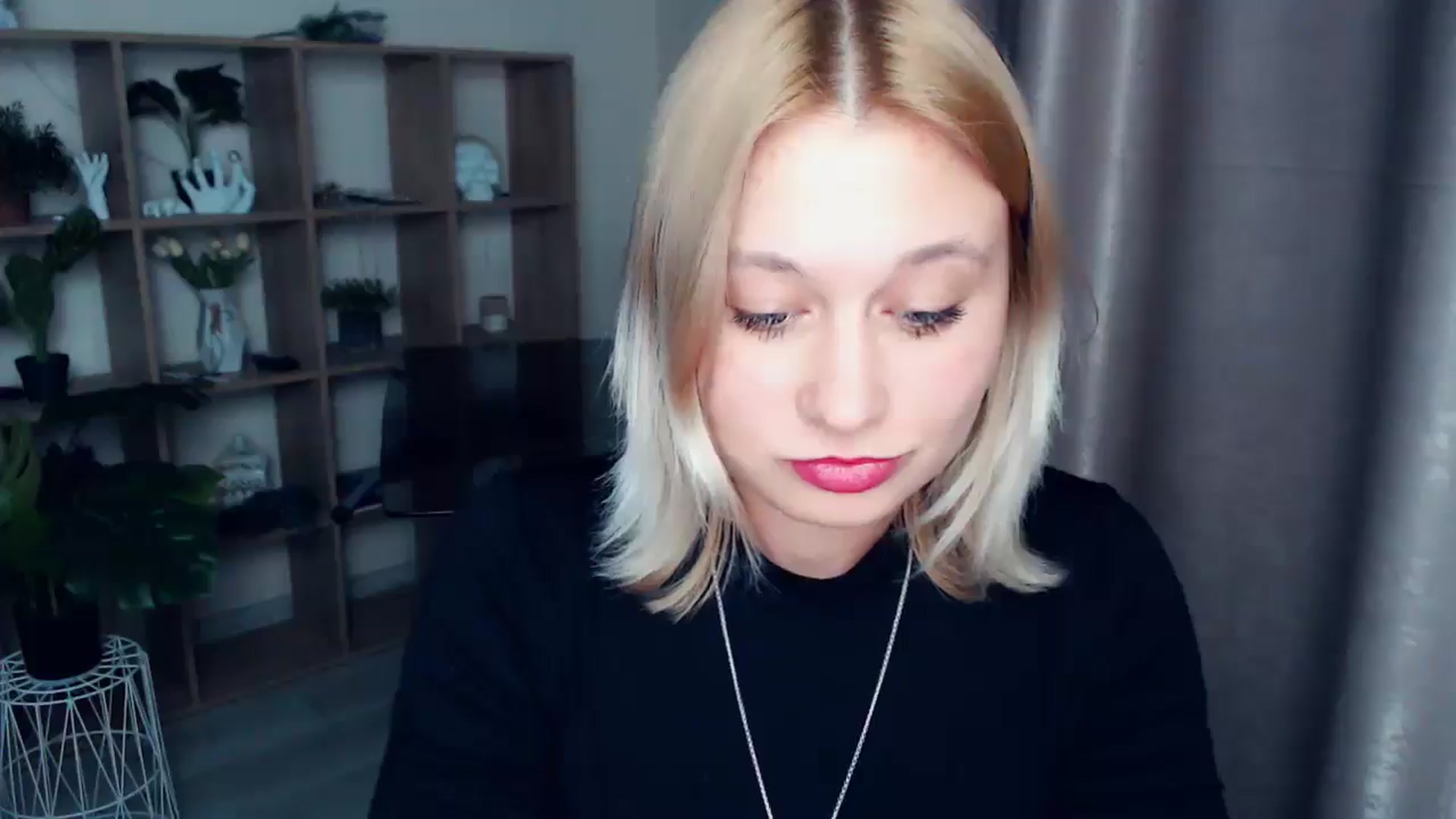 Gallery image thumbnail from Kukla_kolduna's myfreecams stream on, 03/06/2025, 18:50 image 7 of 20
