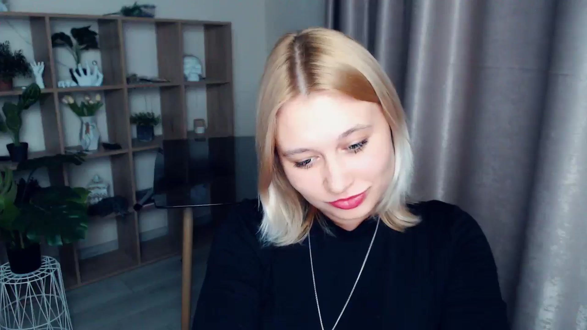 Gallery image thumbnail from Kukla_kolduna's myfreecams stream on, 03/06/2025, 18:50 image 14 of 20