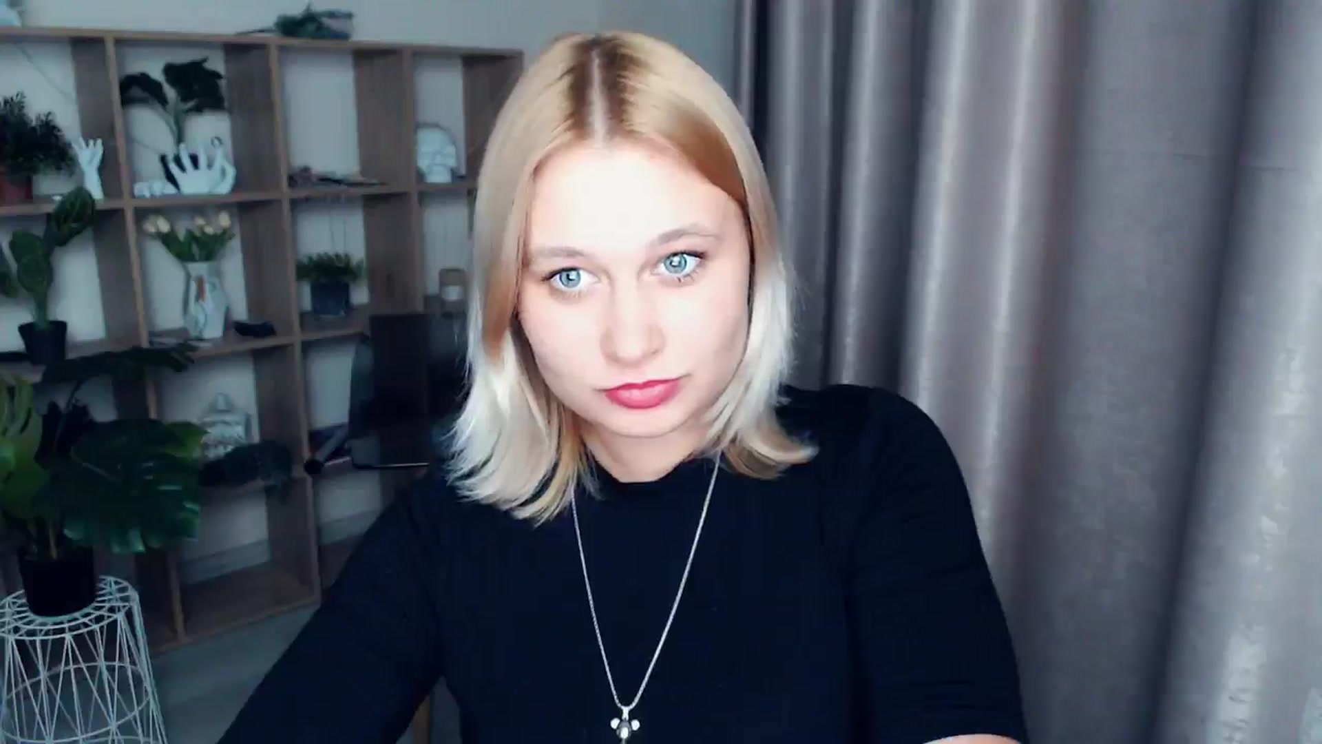 Gallery image thumbnail from Kukla_kolduna's myfreecams stream on, 03/06/2025, 18:50 image 18 of 20