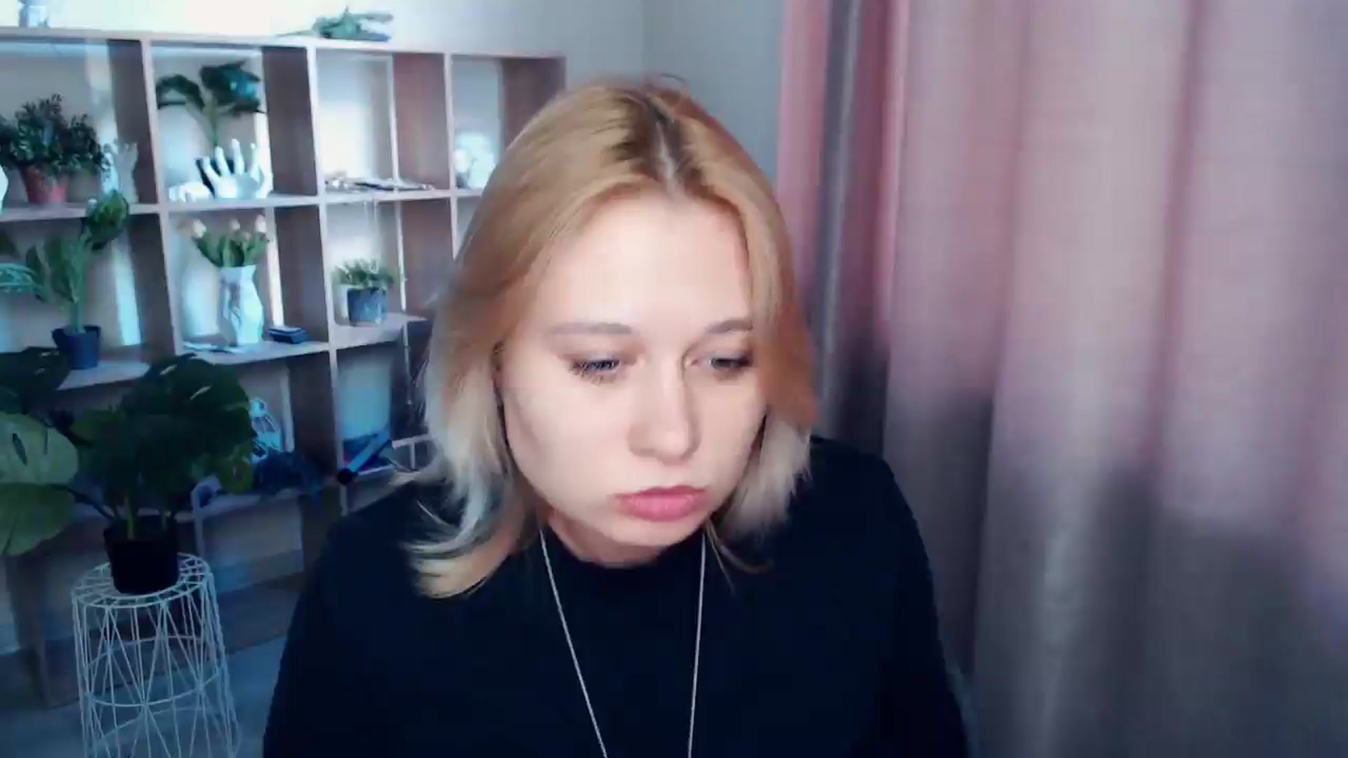 Gallery image thumbnail from Kukla_kolduna's myfreecams stream on, 03/07/2025, 15:38 image 1 of 20