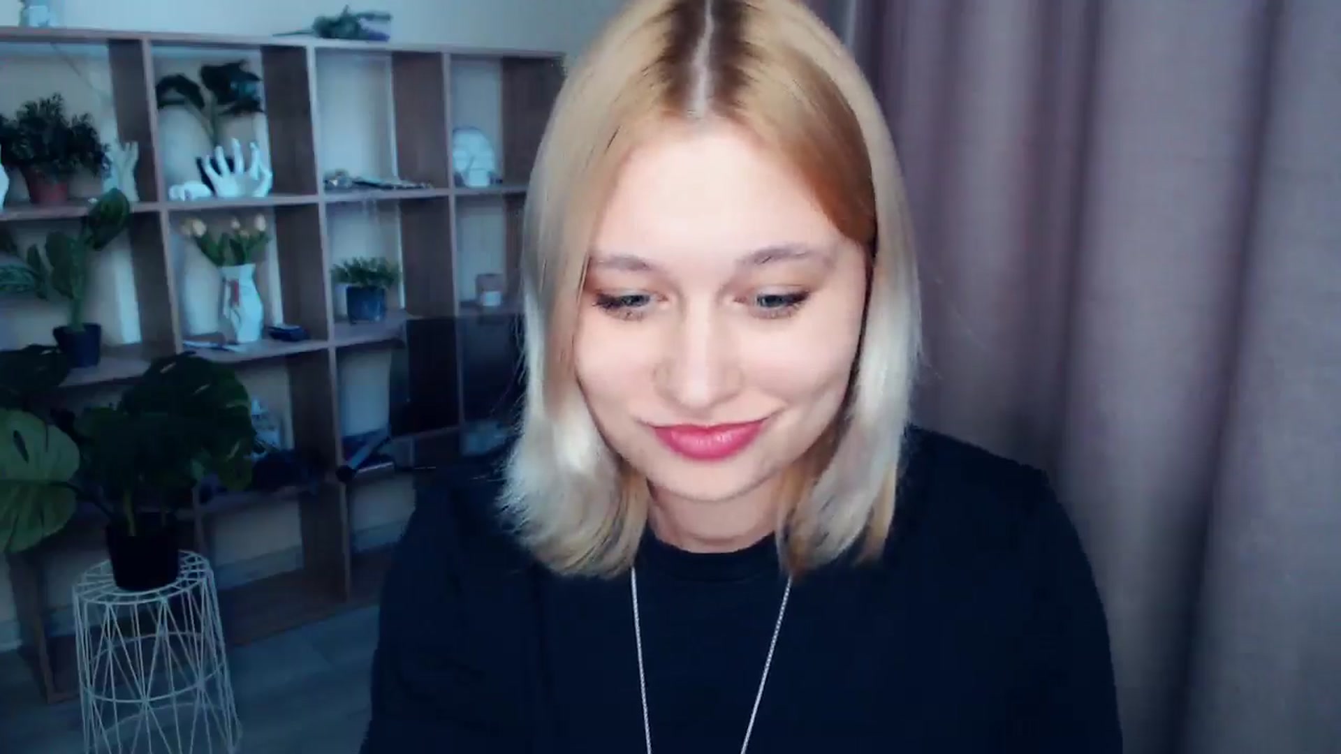 Gallery image thumbnail from Kukla_kolduna's myfreecams stream on, 03/07/2025, 15:38 image 20 of 20