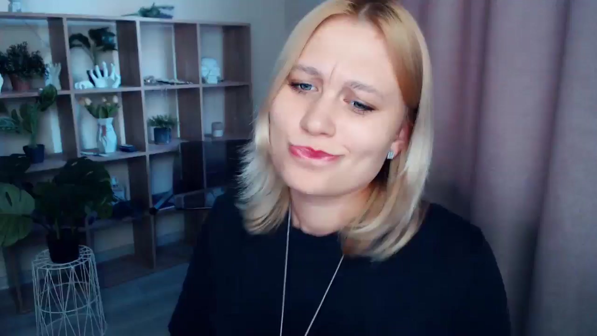 Gallery image thumbnail from Kukla_kolduna's myfreecams stream on, 03/07/2025, 15:38 image 16 of 20