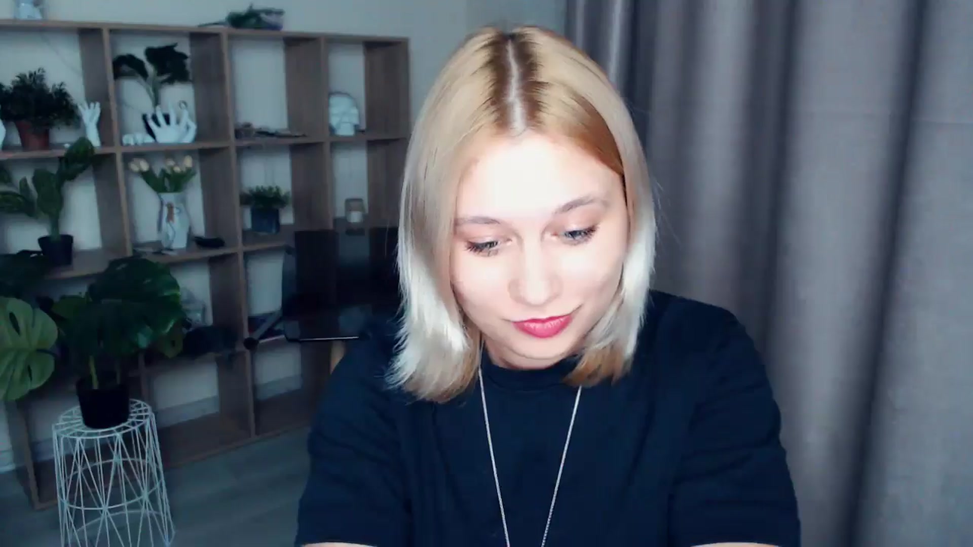 Gallery image thumbnail from Kukla_kolduna's myfreecams stream on, 03/07/2025, 16:37 image 10 of 20