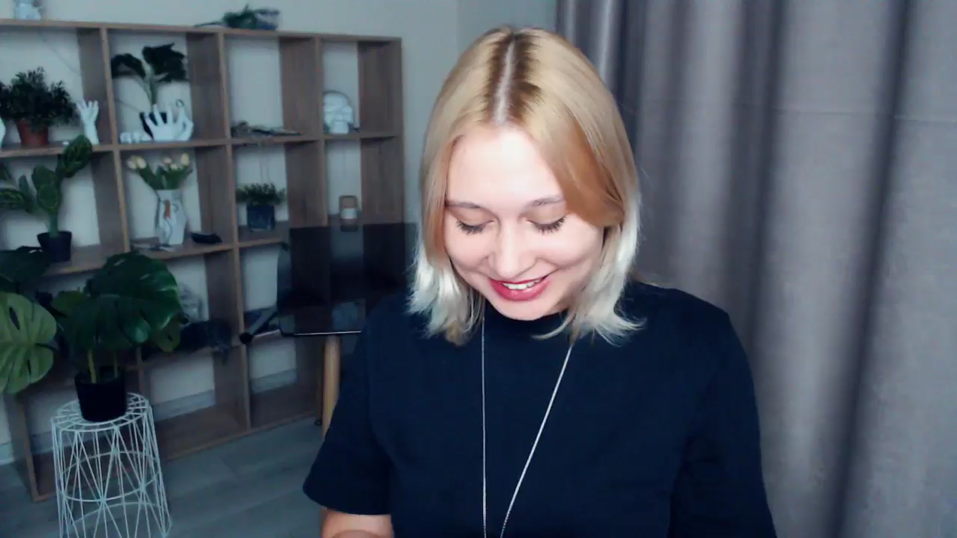Gallery image thumbnail from Kukla_kolduna's myfreecams stream on, 03/07/2025, 16:37 image 13 of 20