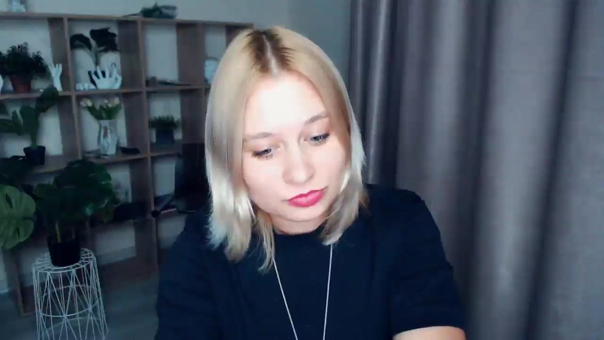 Gallery image thumbnail from Kukla_kolduna's myfreecams stream on, 03/07/2025, 16:37 image 19 of 20