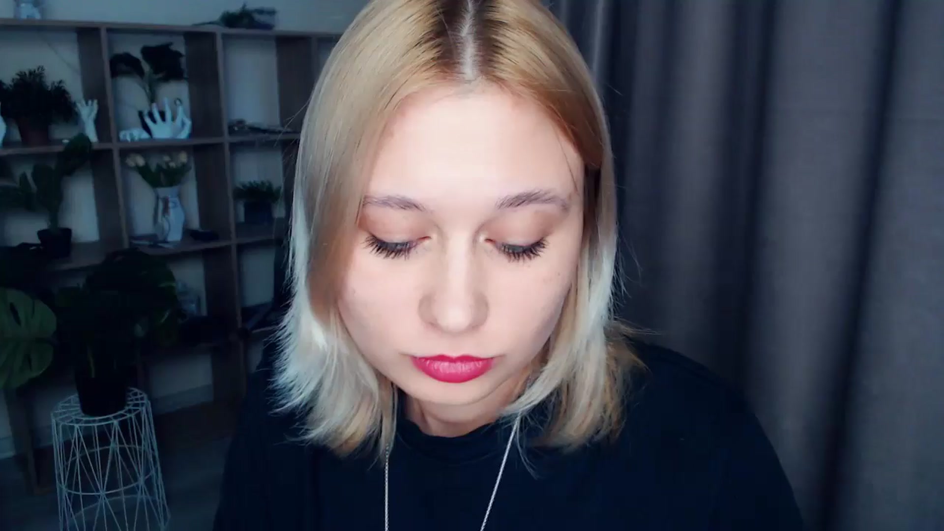 Gallery image thumbnail from Kukla_kolduna's myfreecams stream on, 03/07/2025, 16:37 image 3 of 20