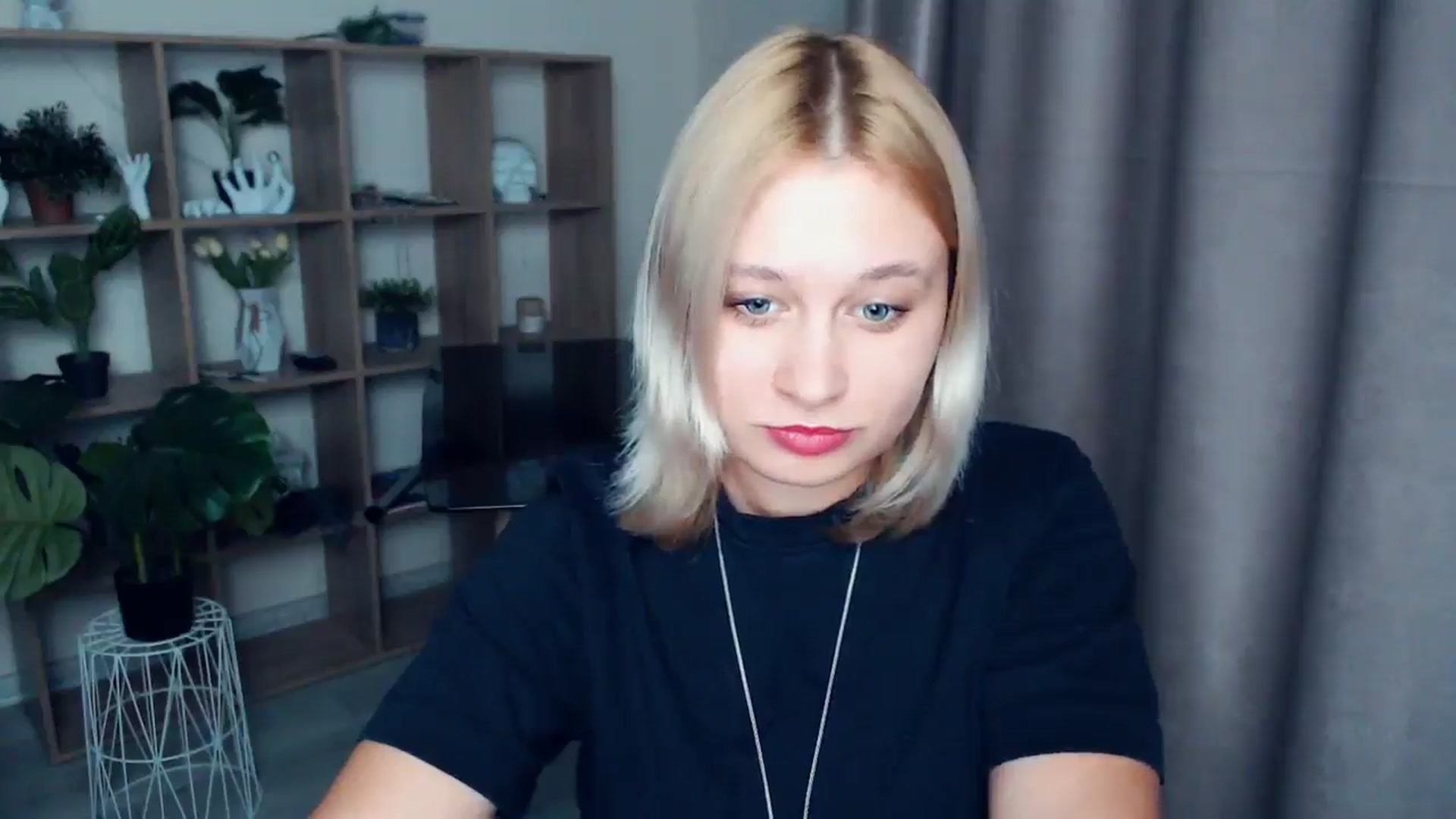 Gallery image thumbnail from Kukla_kolduna's myfreecams stream on, 03/07/2025, 16:37 image 11 of 20