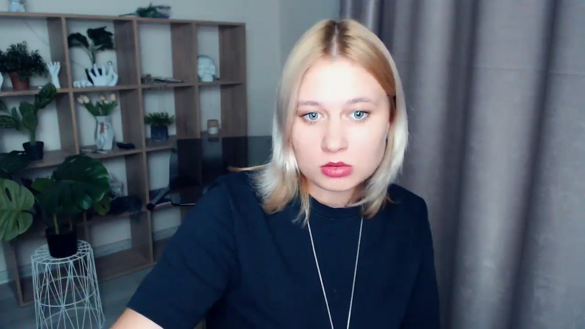Gallery image thumbnail from Kukla_kolduna's myfreecams stream on, 03/07/2025, 16:37 image 17 of 20
