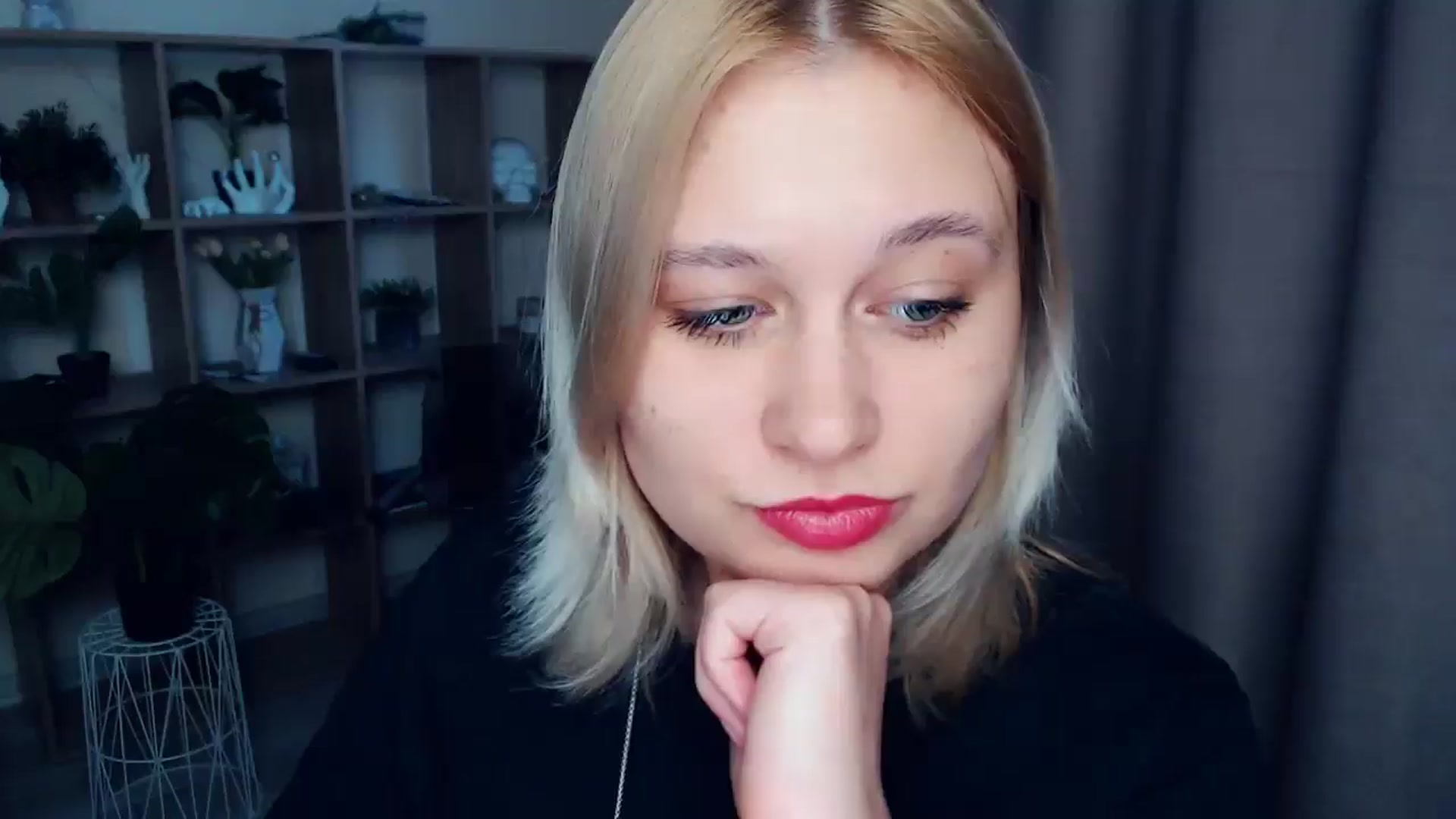 Gallery image thumbnail from Kukla_kolduna's myfreecams stream on, 03/07/2025, 16:37 image 1 of 20