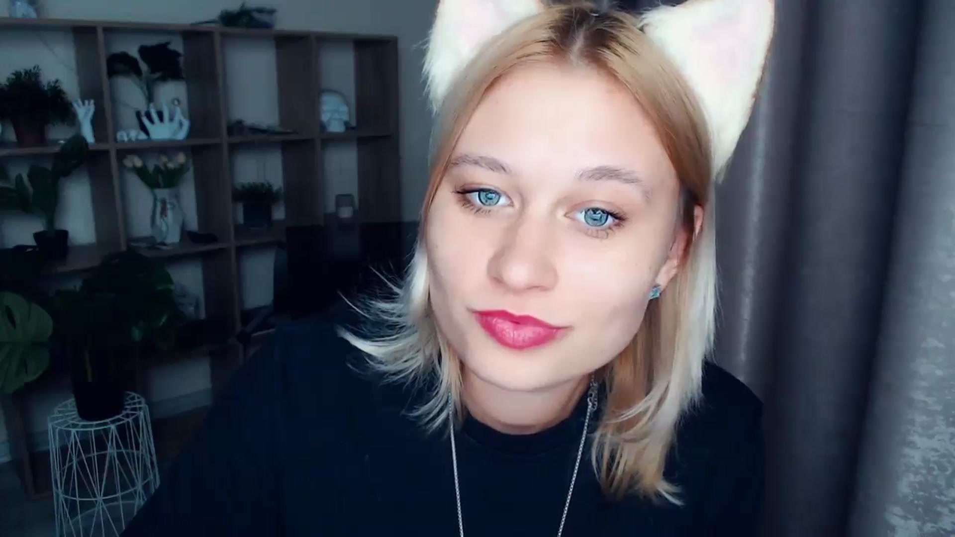 Gallery image thumbnail from Kukla_kolduna's myfreecams stream on, 03/07/2025, 18:08 image 20 of 20