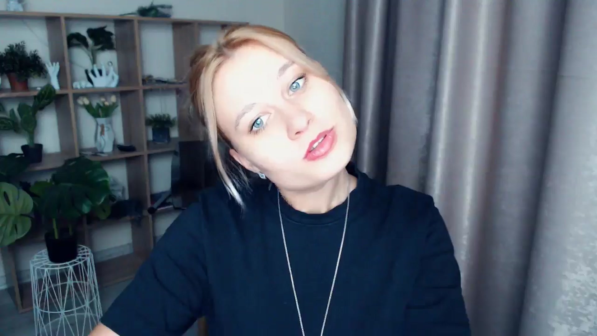 Gallery image thumbnail from Kukla_kolduna's myfreecams stream on, 03/07/2025, 19:04 image 4 of 20