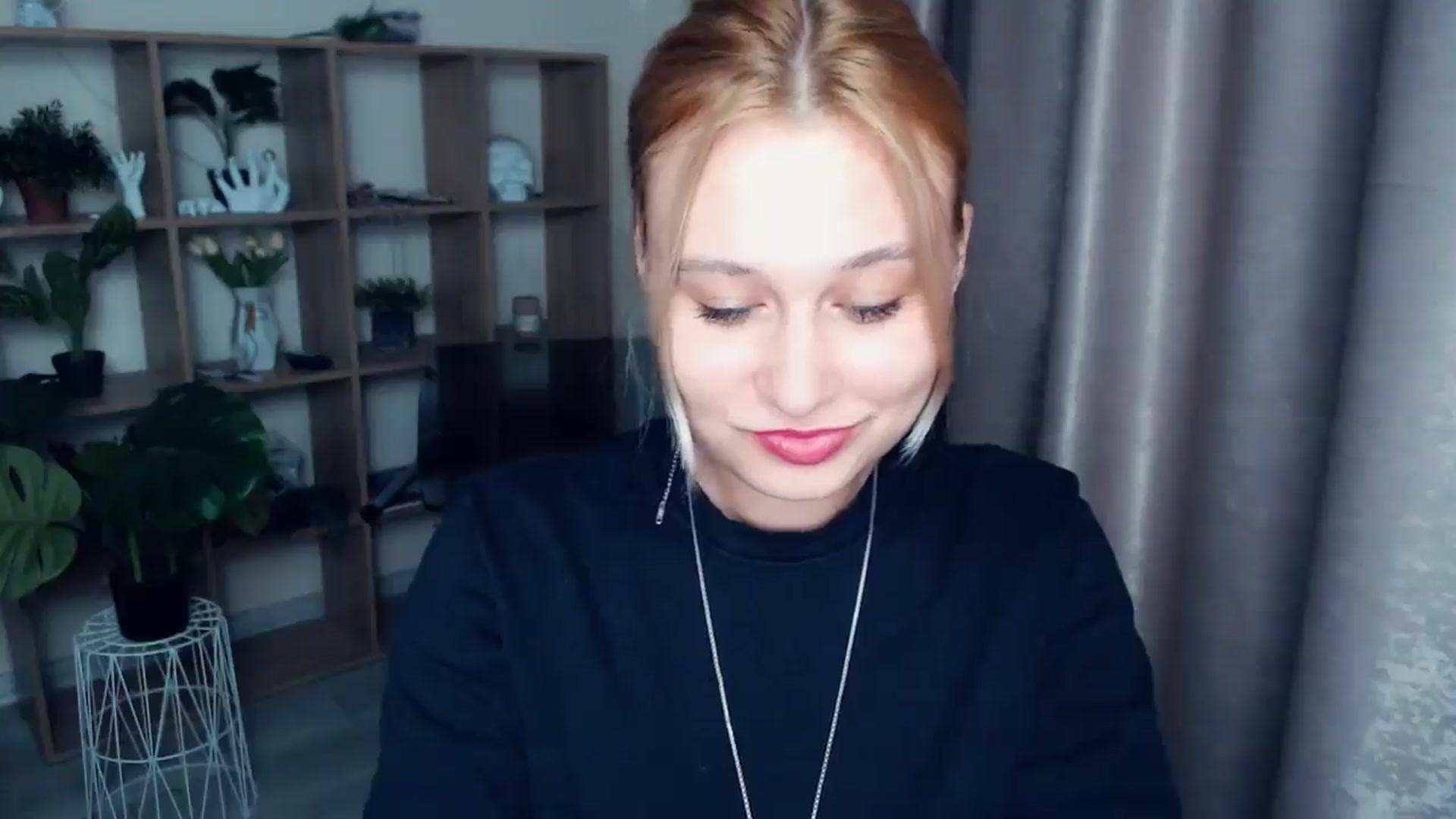 Gallery image thumbnail from Kukla_kolduna's myfreecams stream on, 03/07/2025, 19:04 image 6 of 20