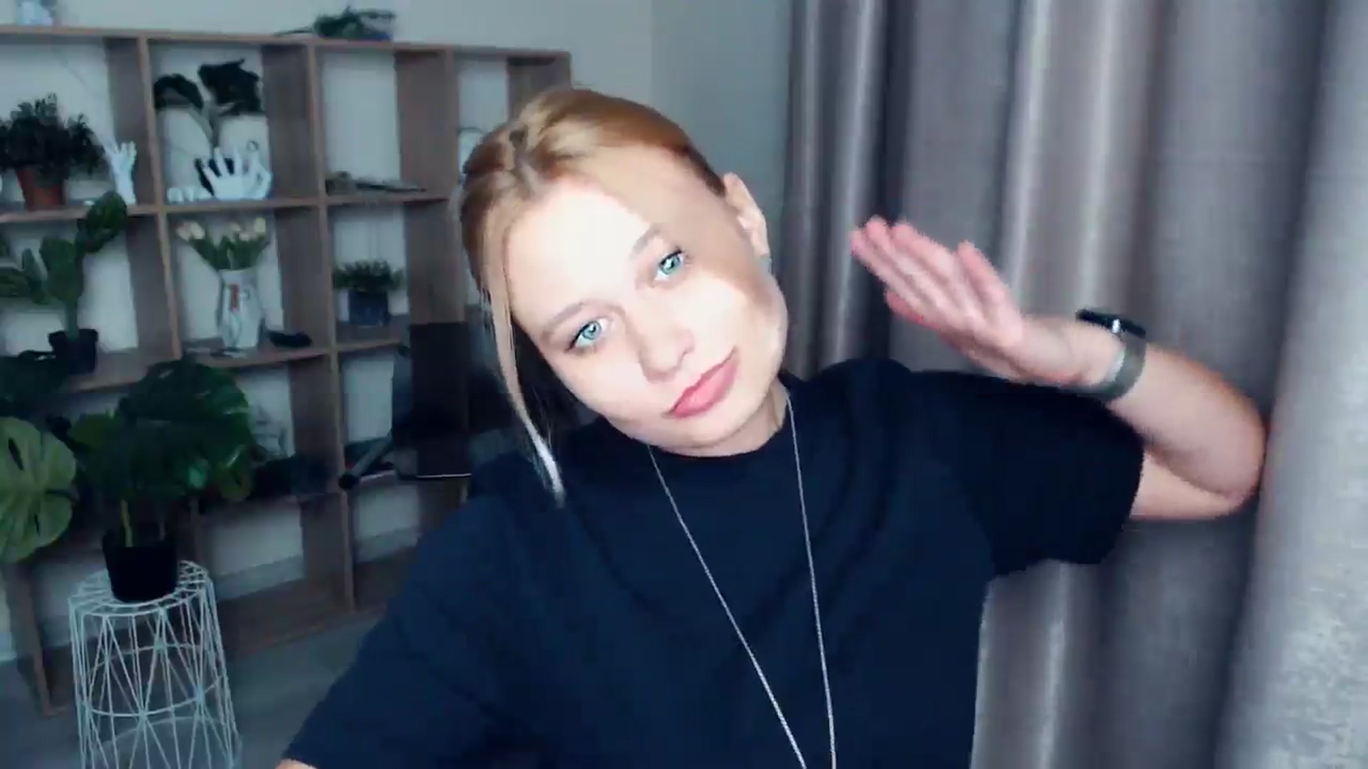 Gallery image thumbnail from Kukla_kolduna's myfreecams stream on, 03/07/2025, 19:04 image 19 of 20